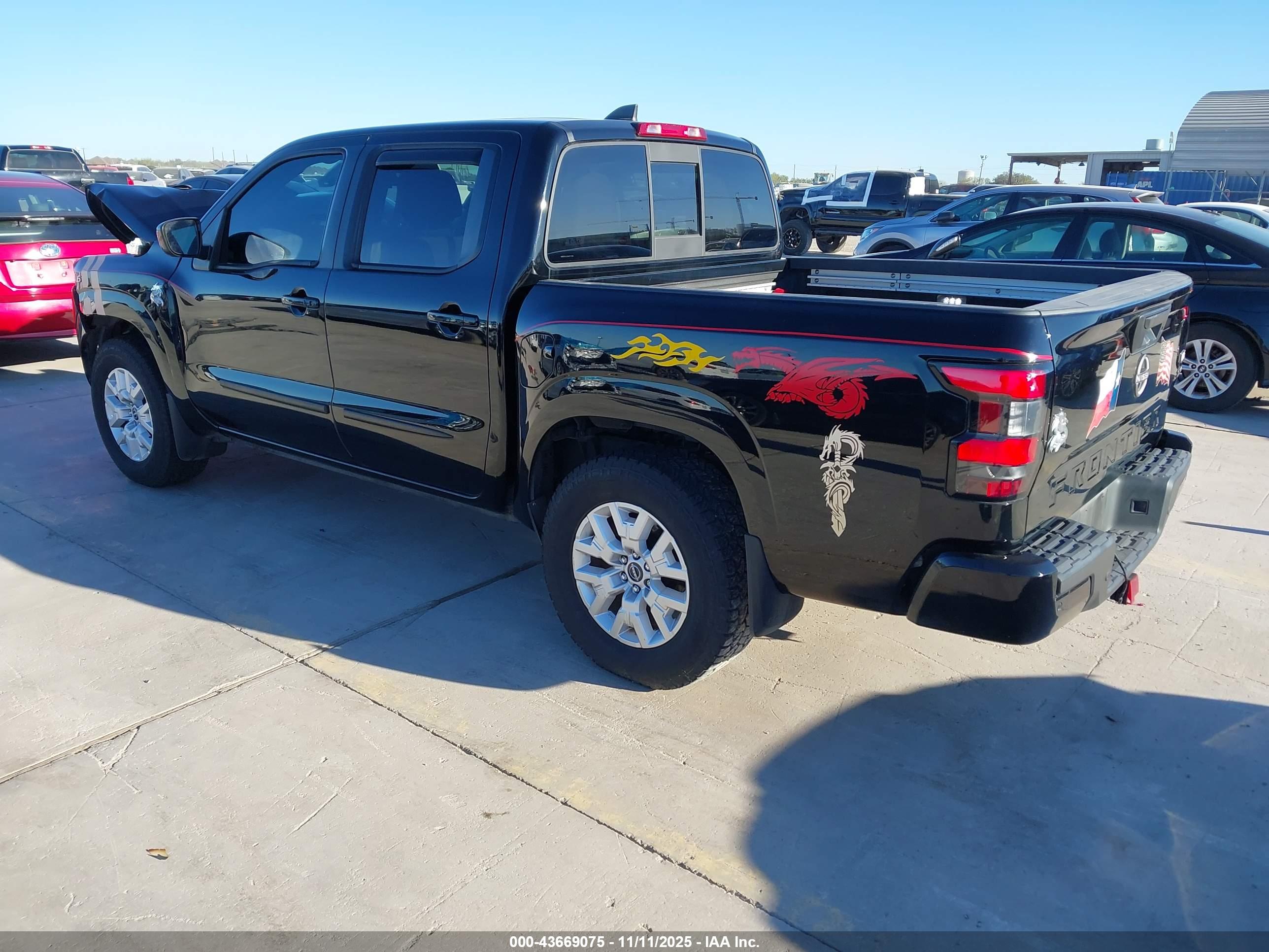 NISSAN FRONTIER image 3