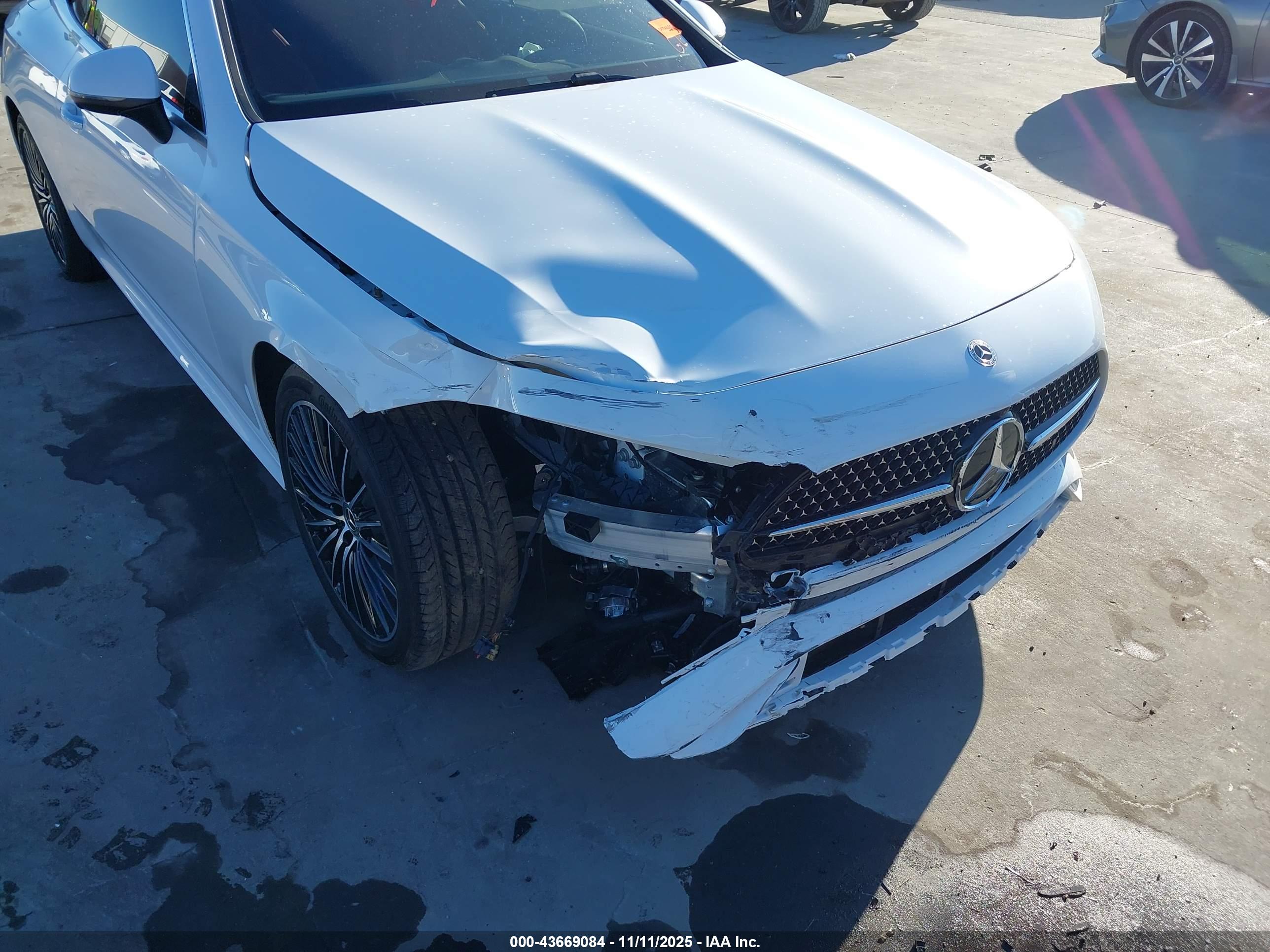 MERCEDES-BENZ CLE image 6