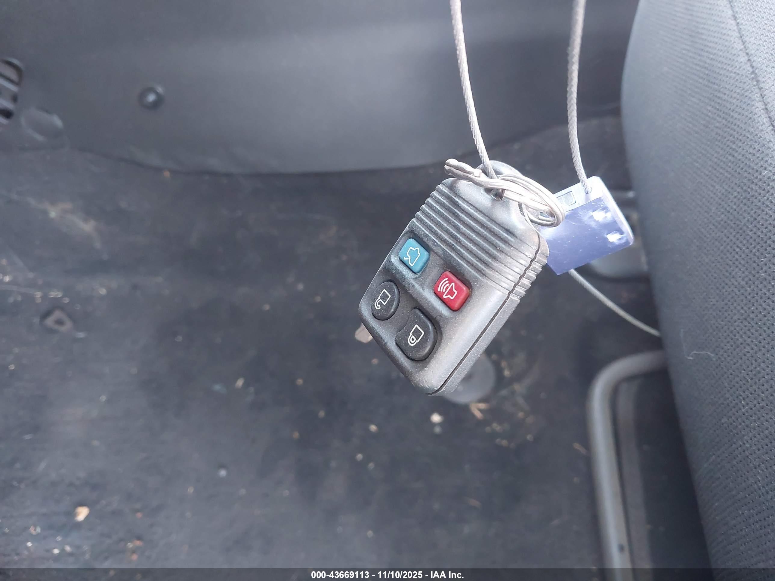 FORD FOCUS image 11