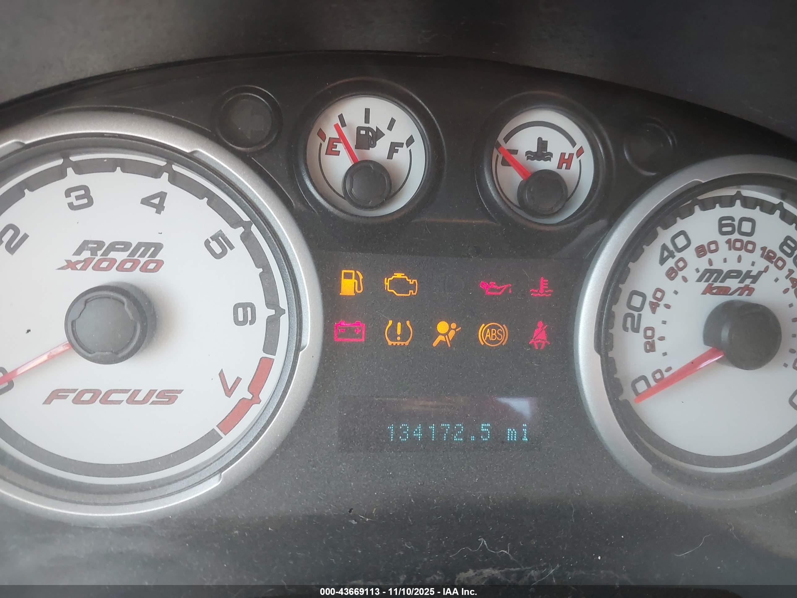 FORD FOCUS image 7