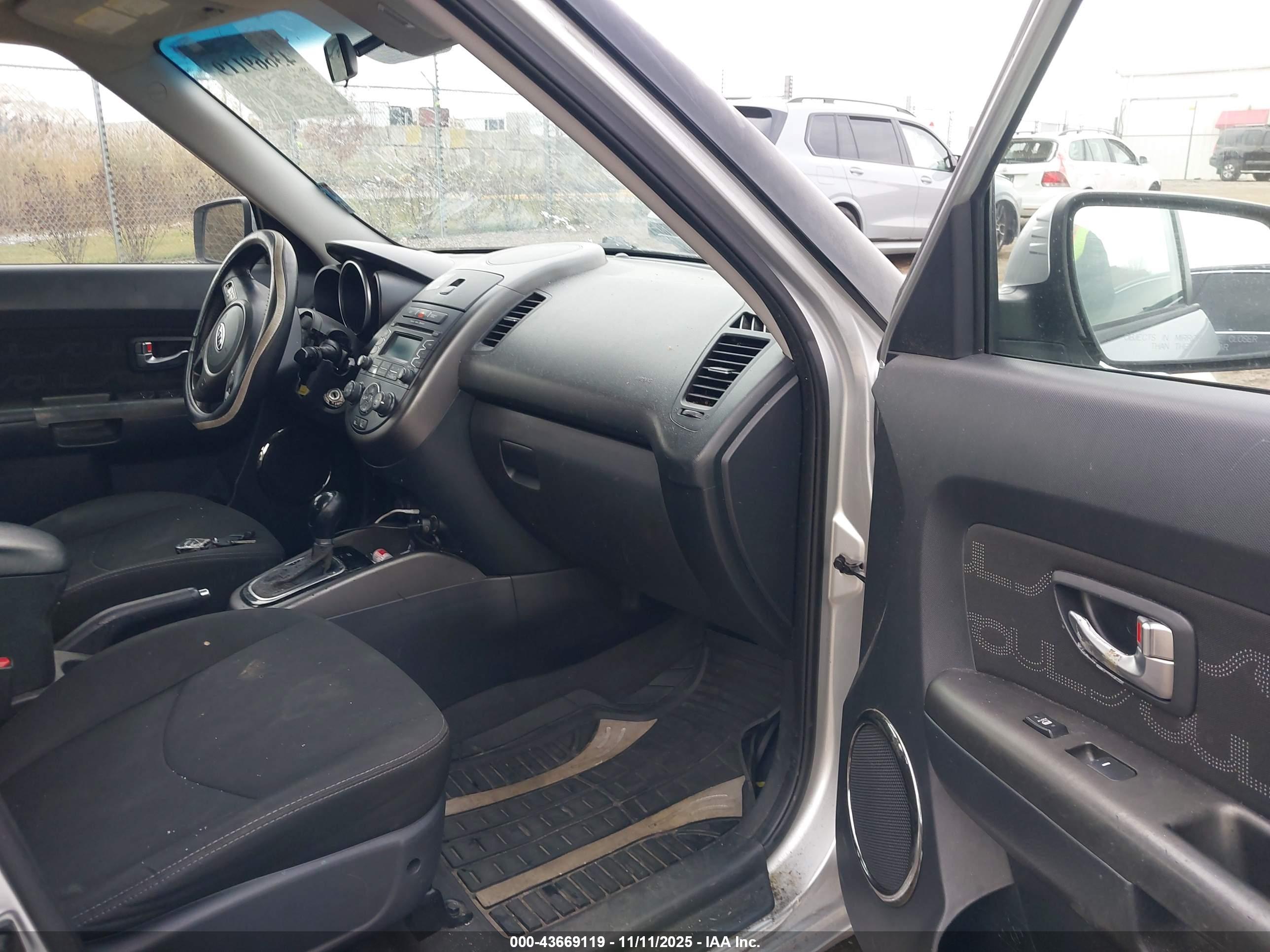 KIA SOUL image 5