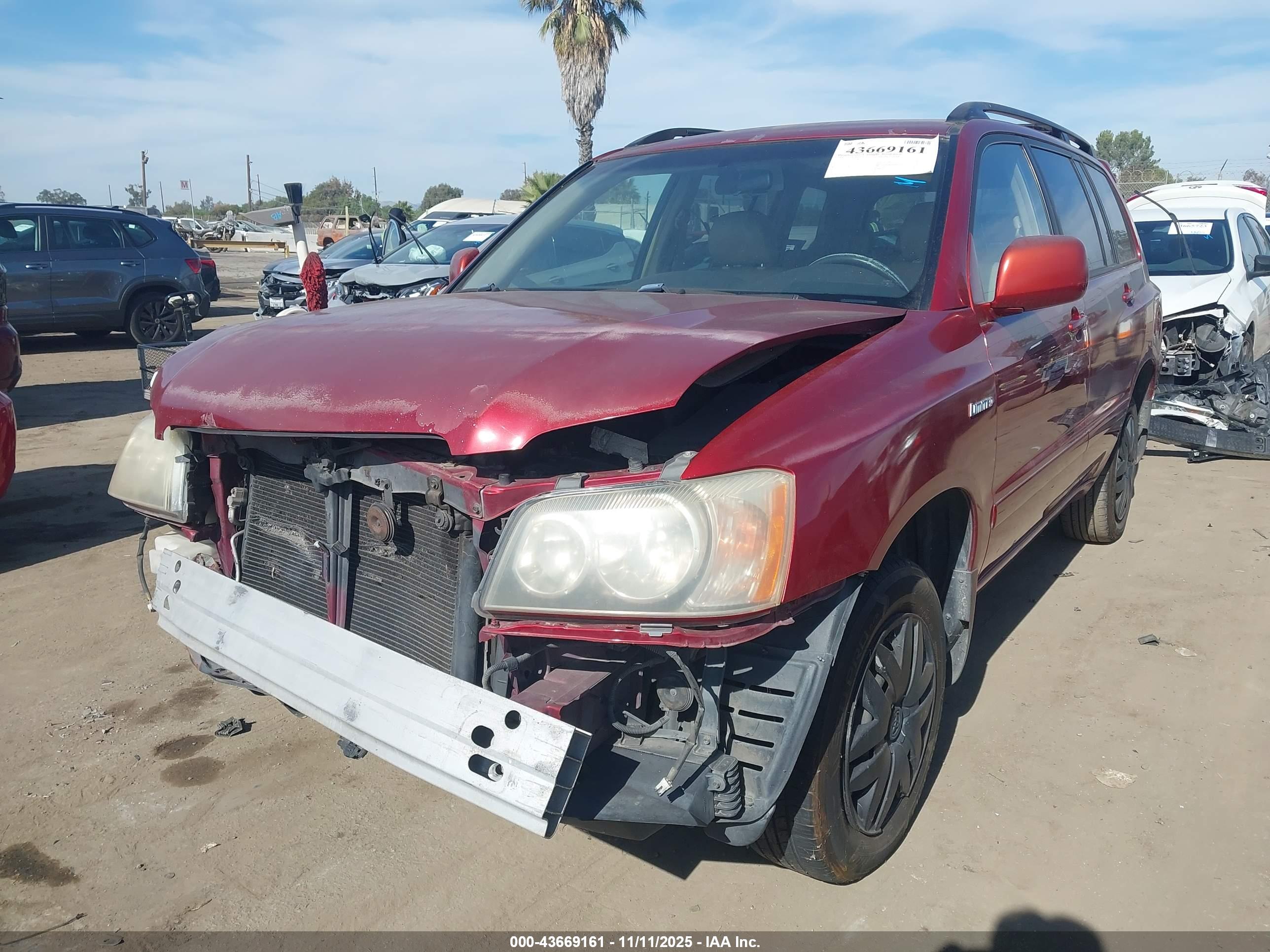 TOYOTA HIGHLANDER image 2
