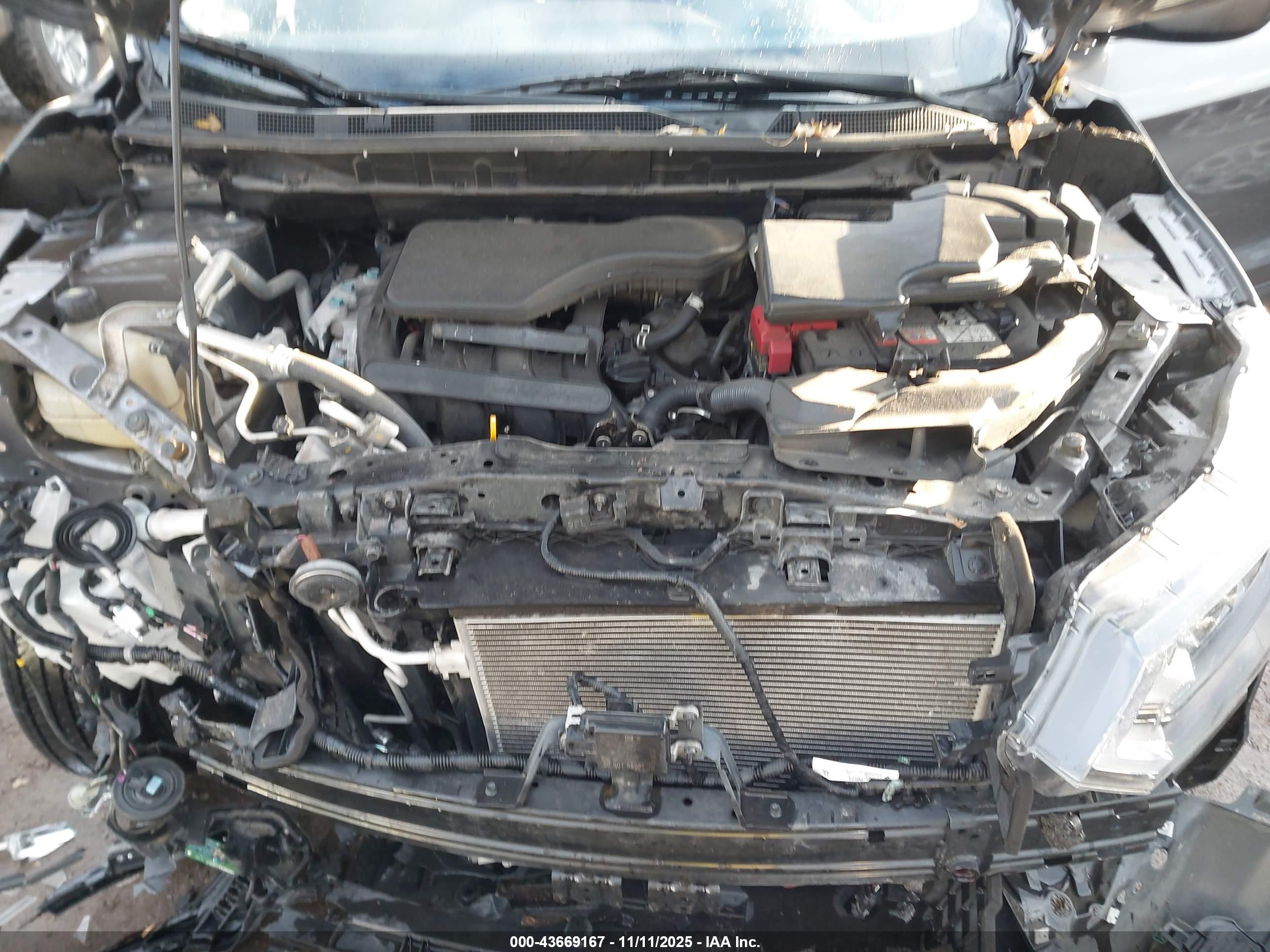 NISSAN ROGUE image 10