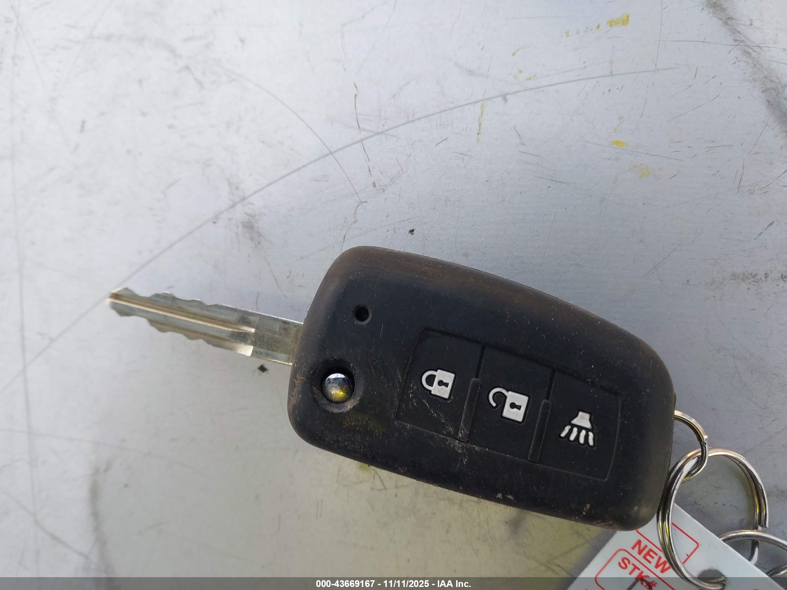 NISSAN ROGUE image 11