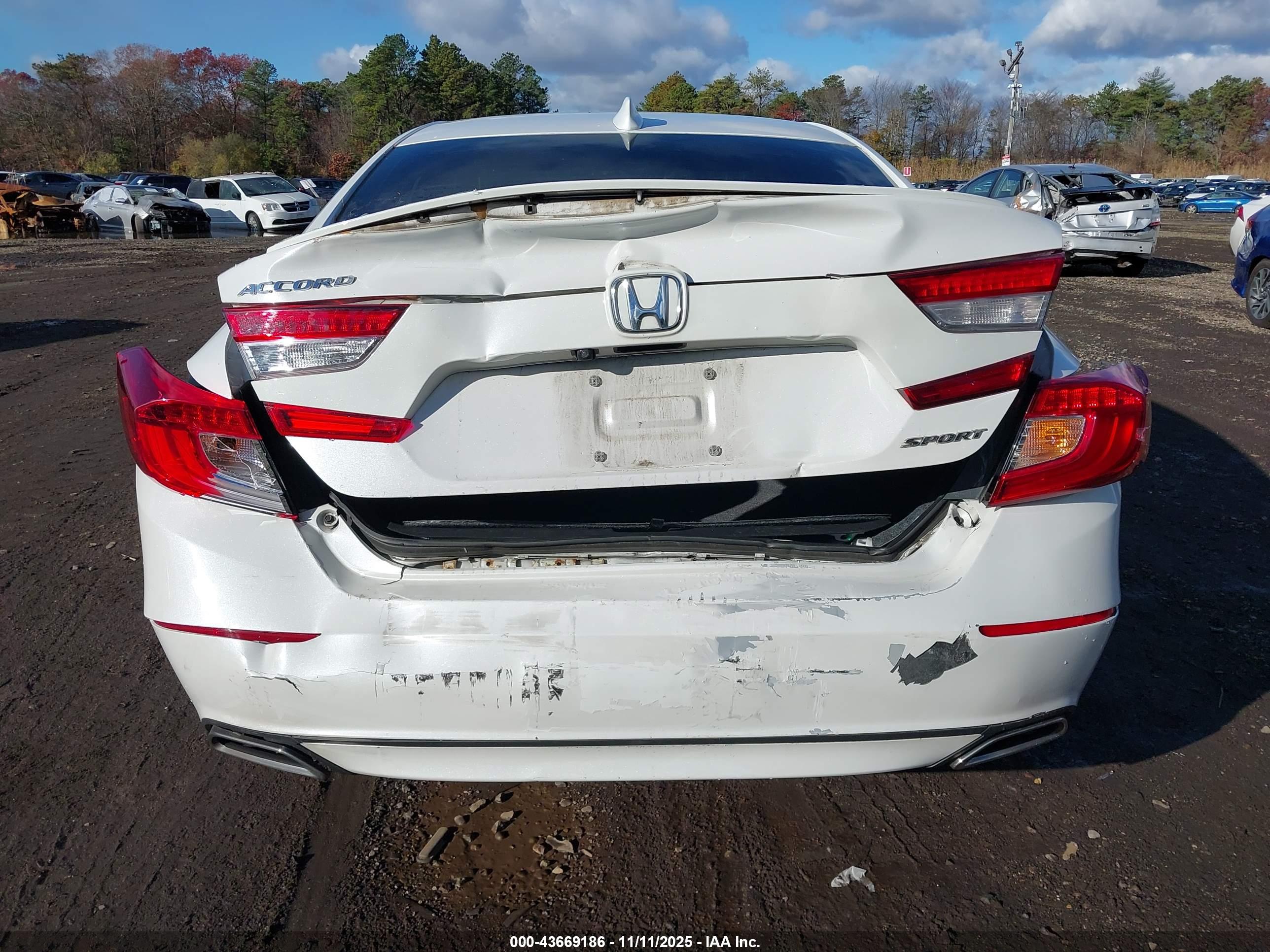 HONDA ACCORD image 6