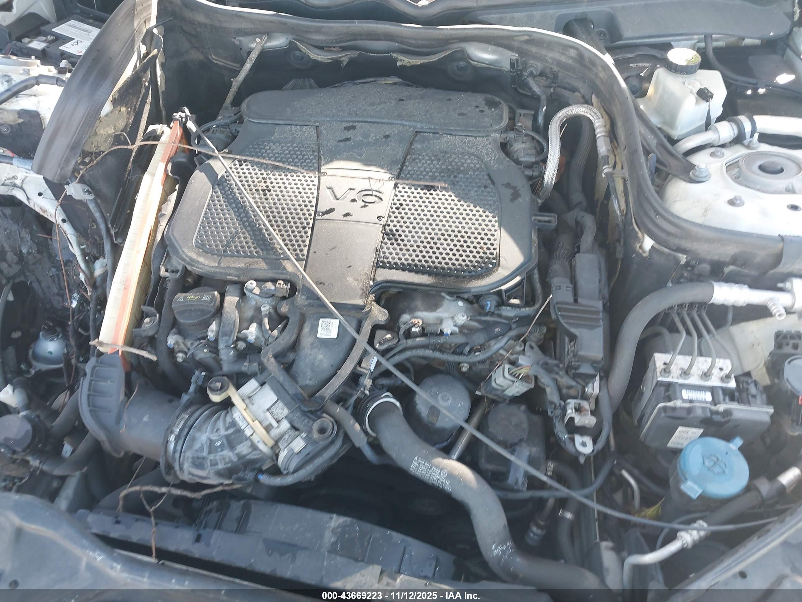 MERCEDES-BENZ E image 10