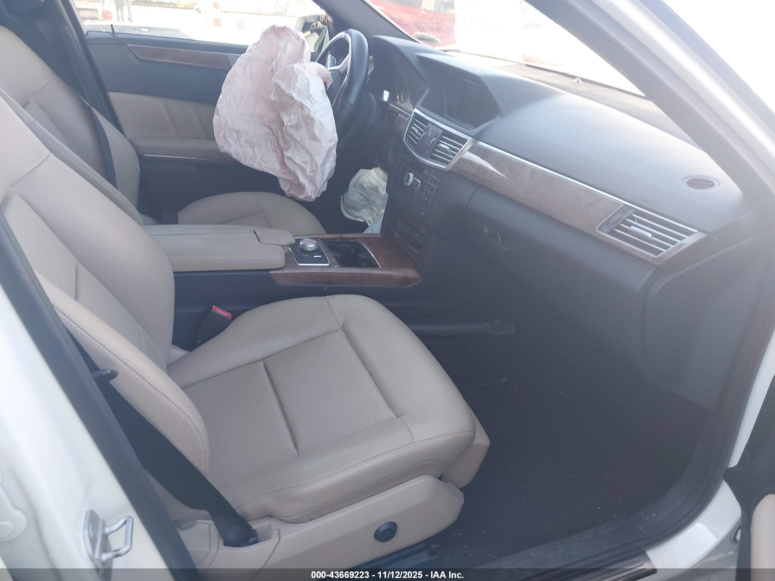 MERCEDES-BENZ E image 5