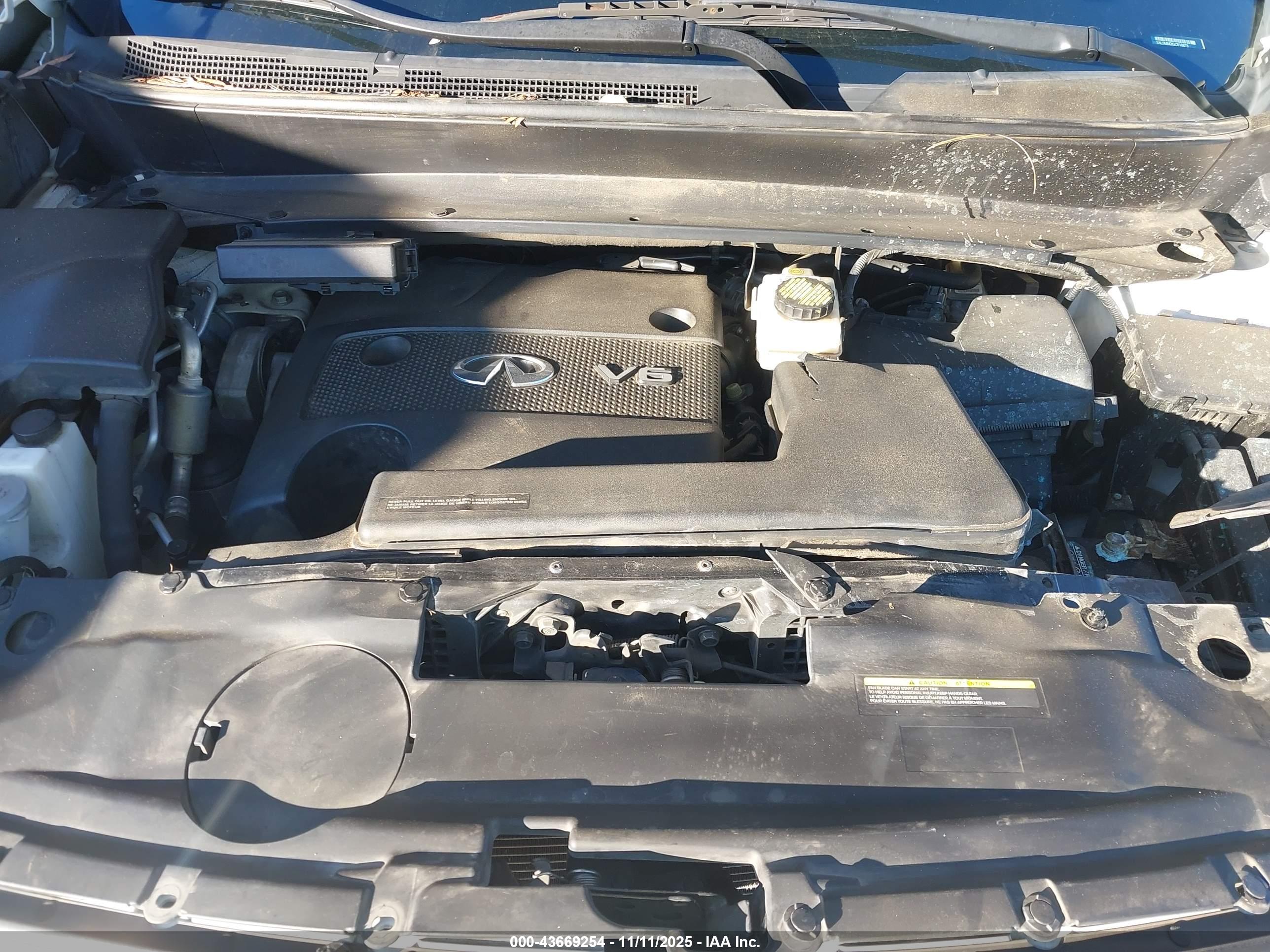 INFINITI QX60 image 10