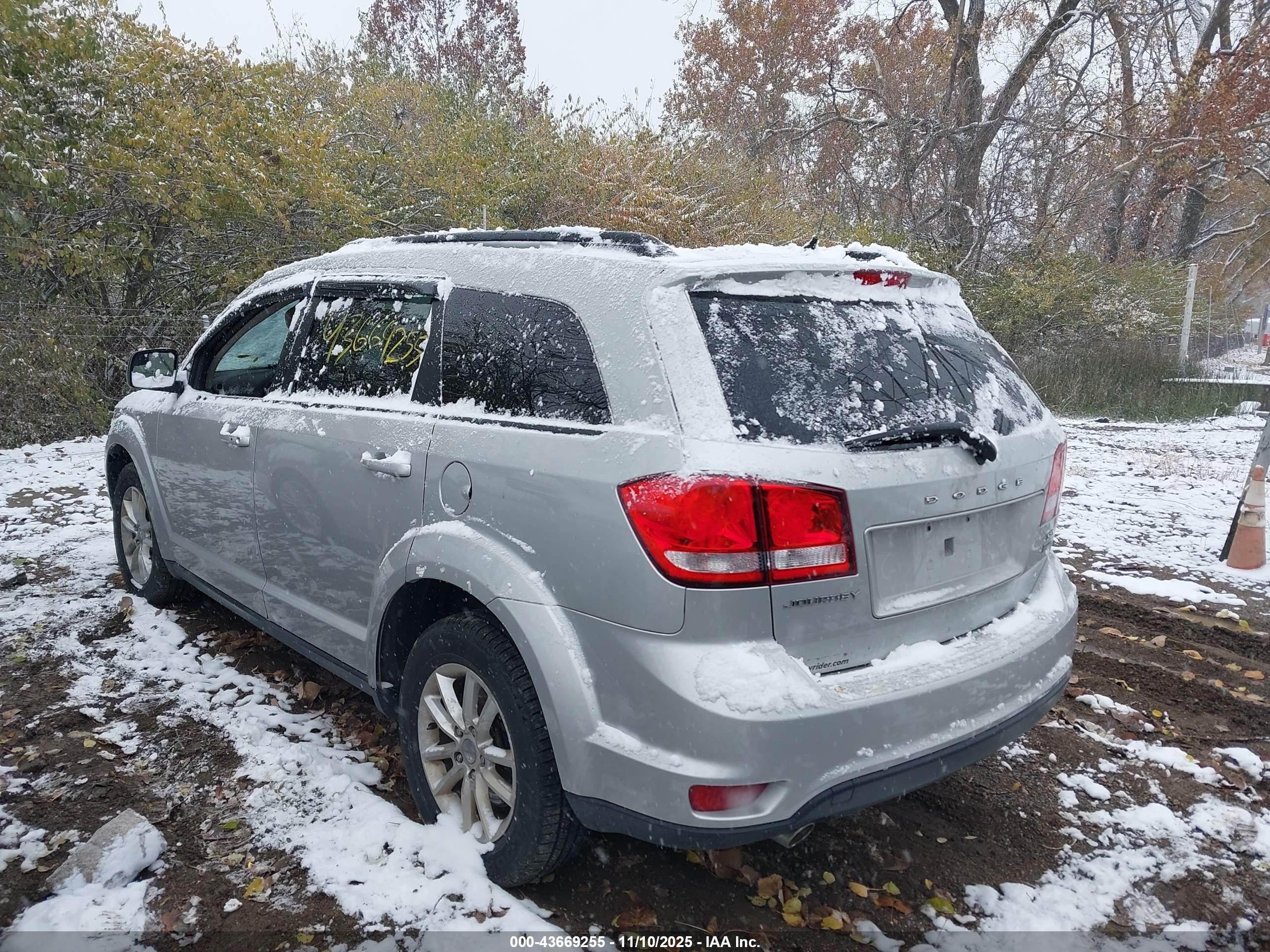 DODGE JOURNEY image 3