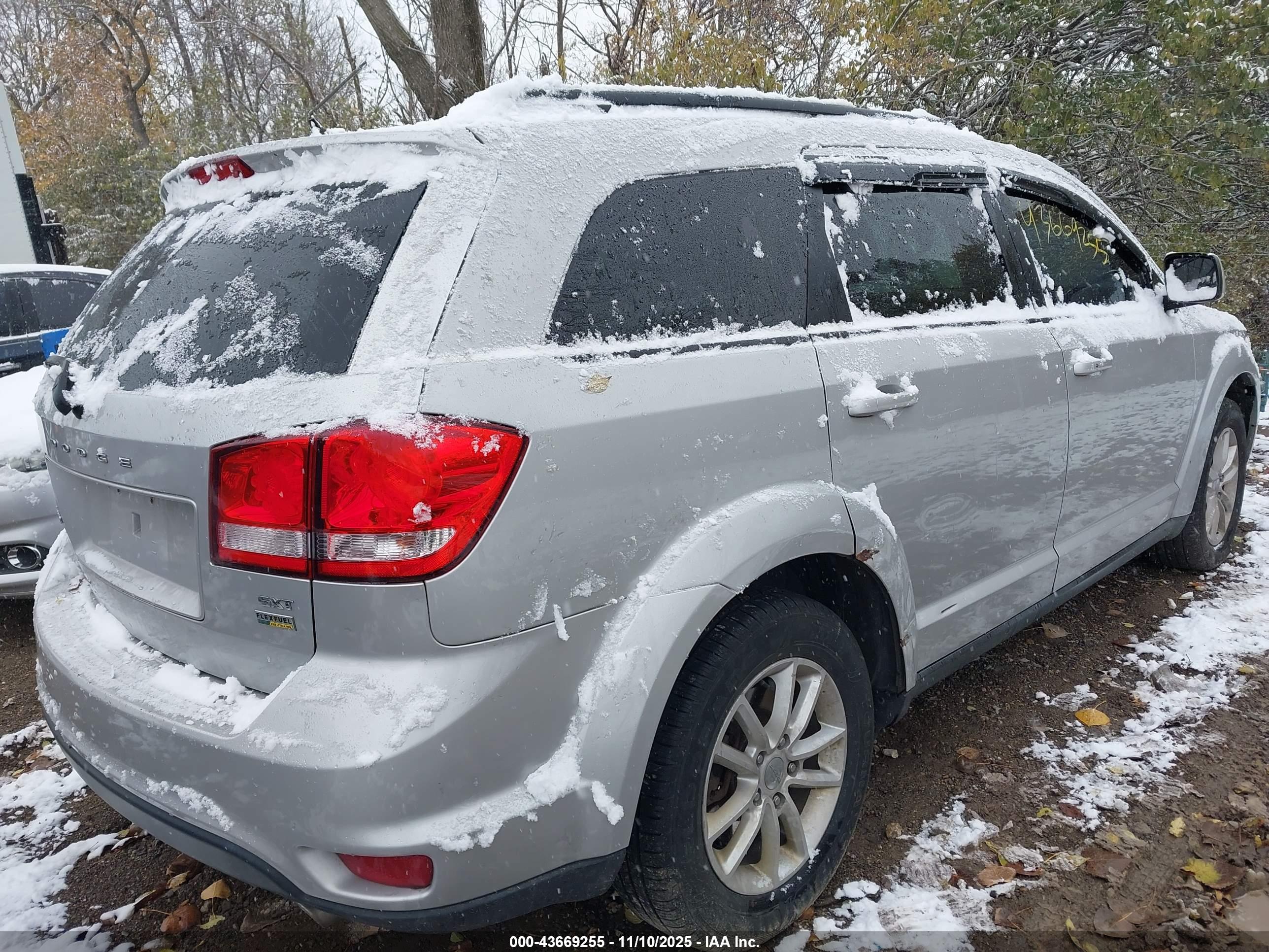 DODGE JOURNEY image 6