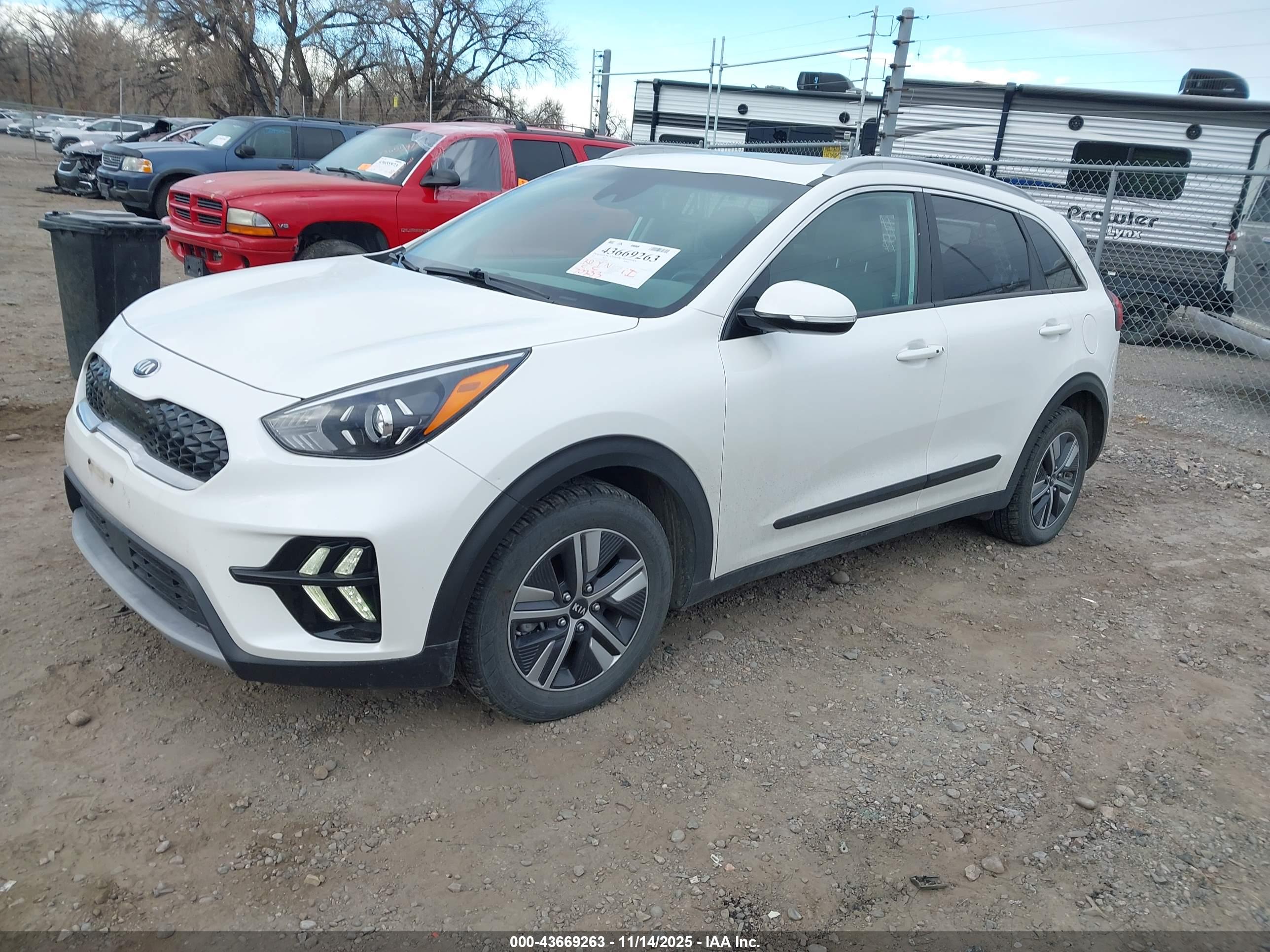 KIA NIRO image 2