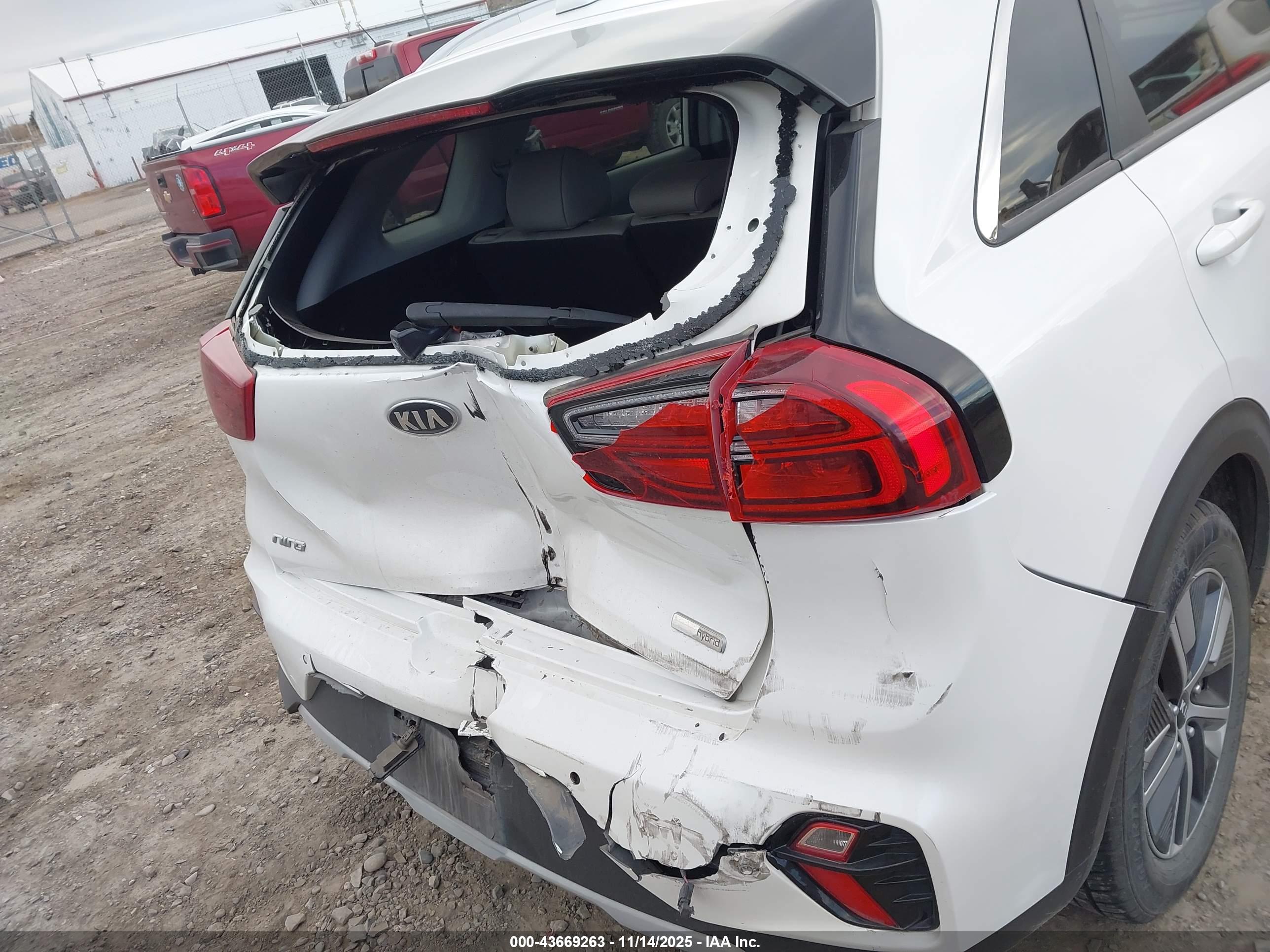 KIA NIRO image 6