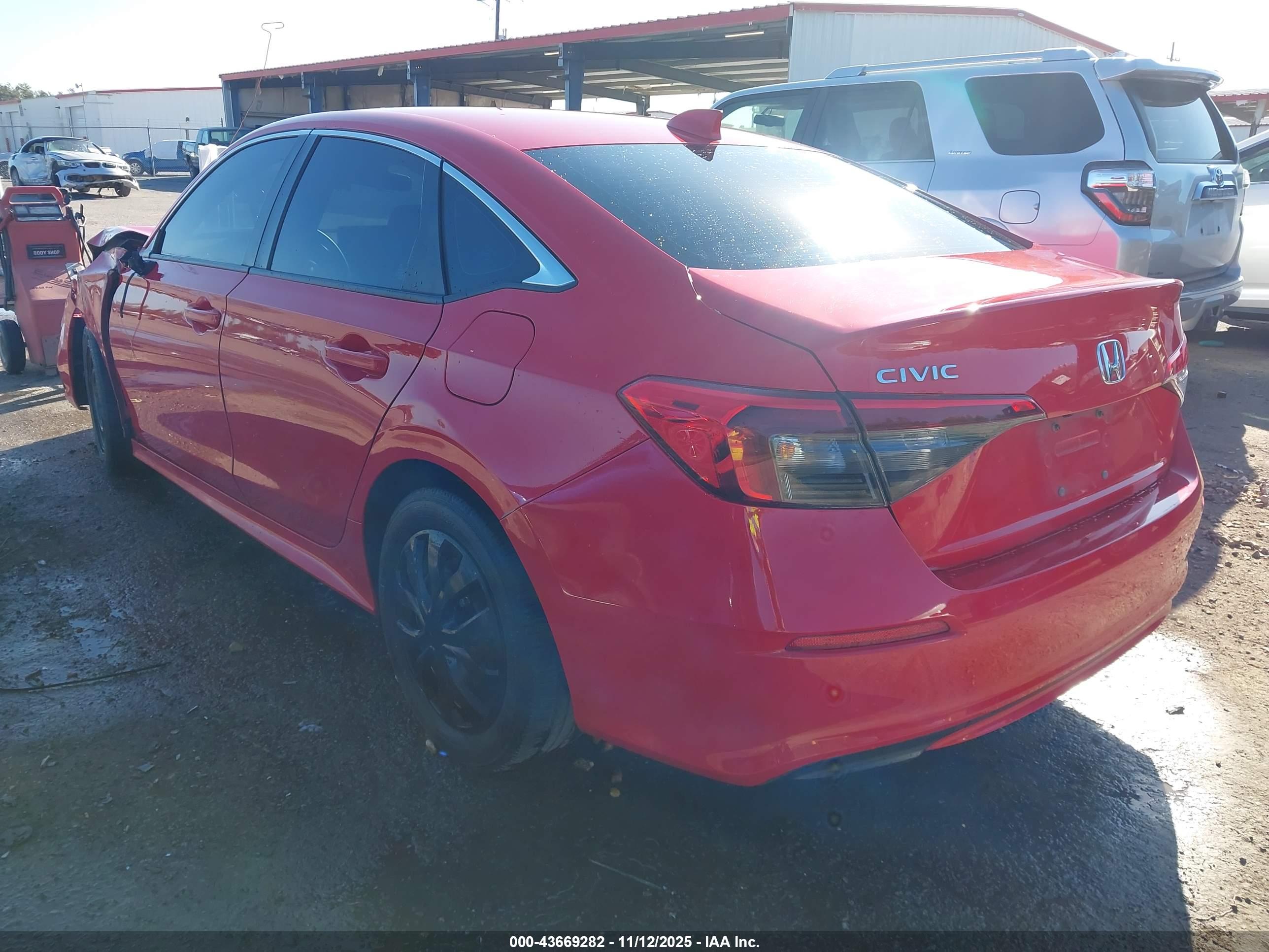 HONDA CIVIC image 3