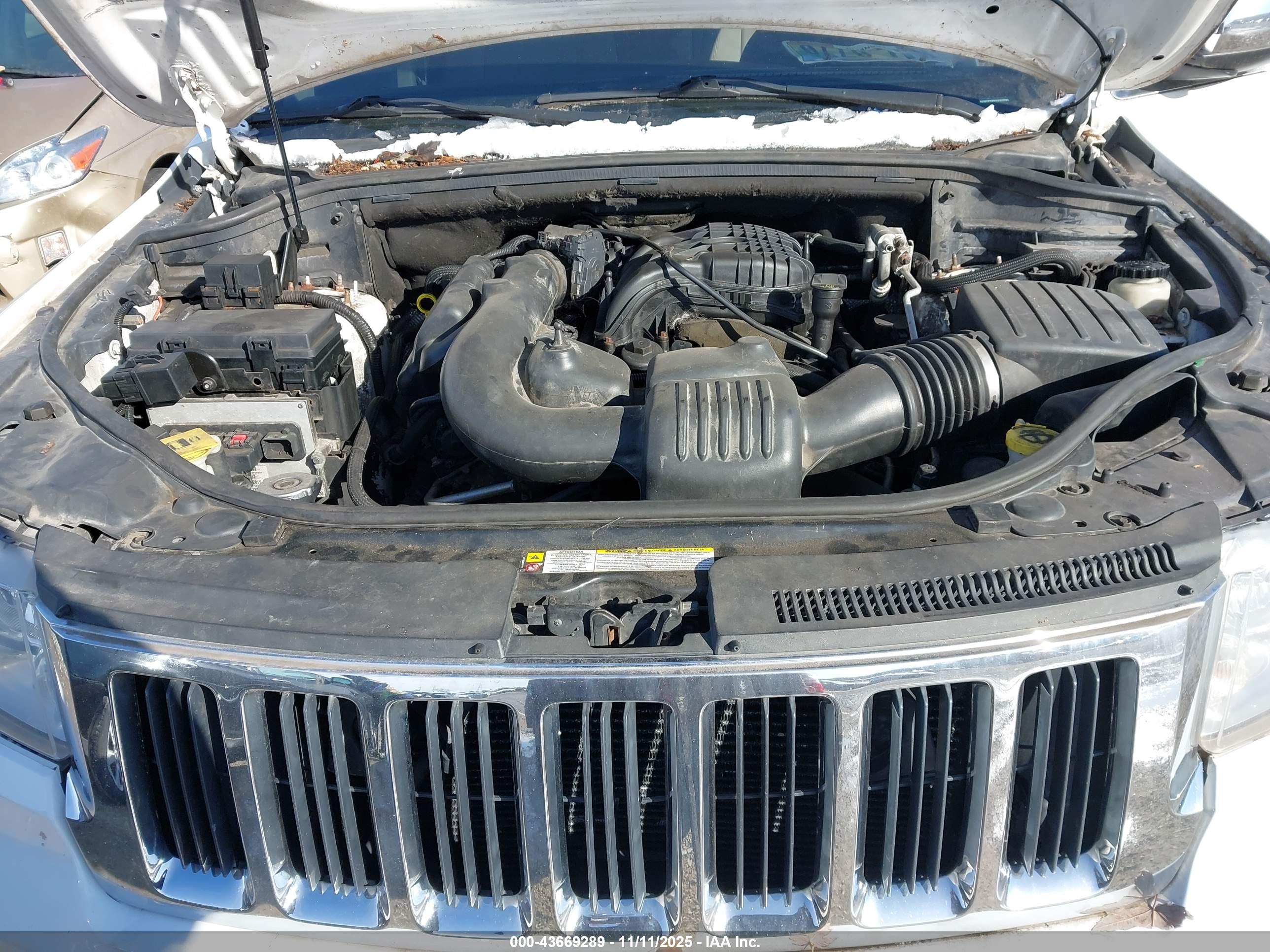 JEEP GRAND image 10