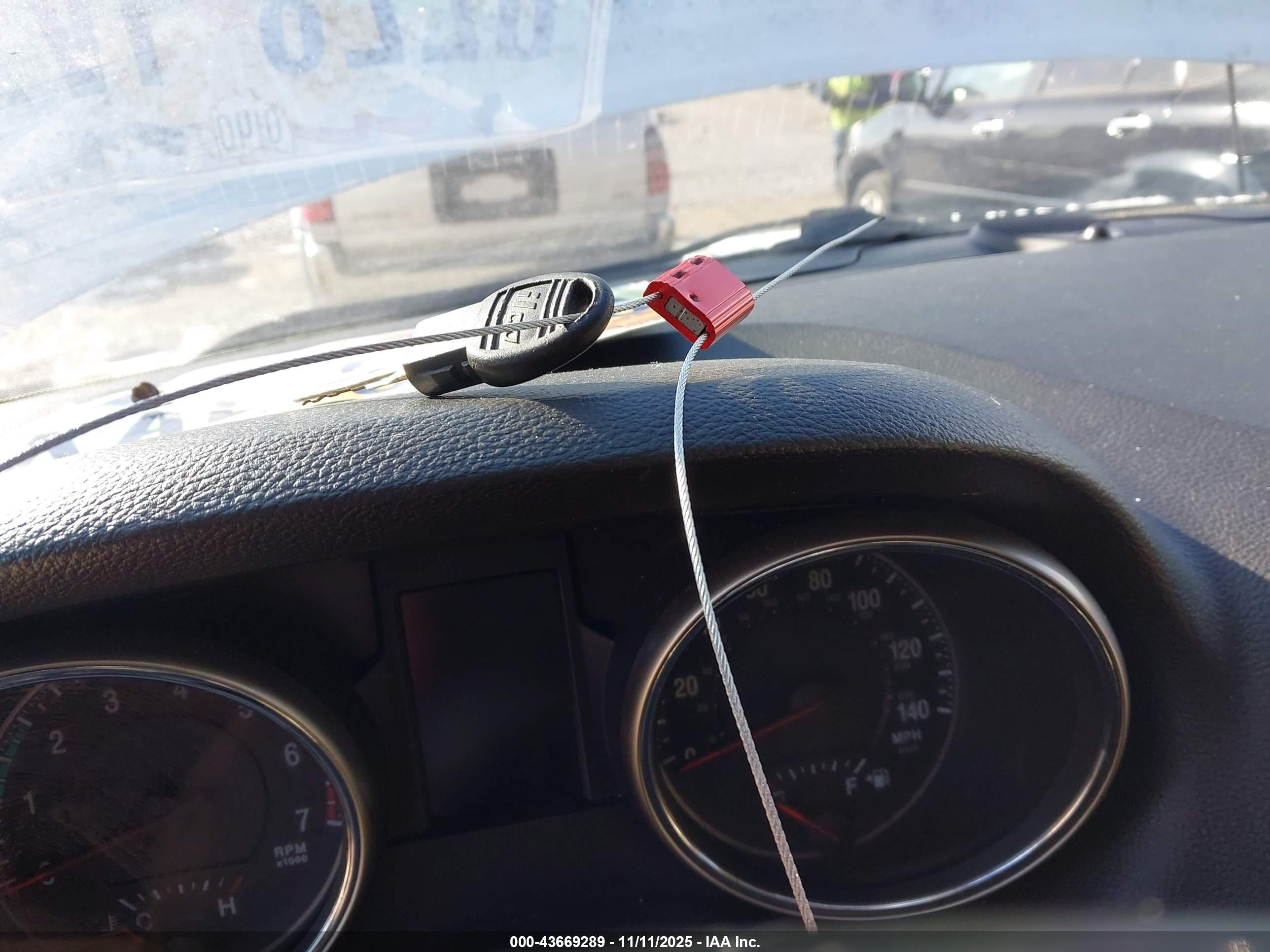 JEEP GRAND image 11