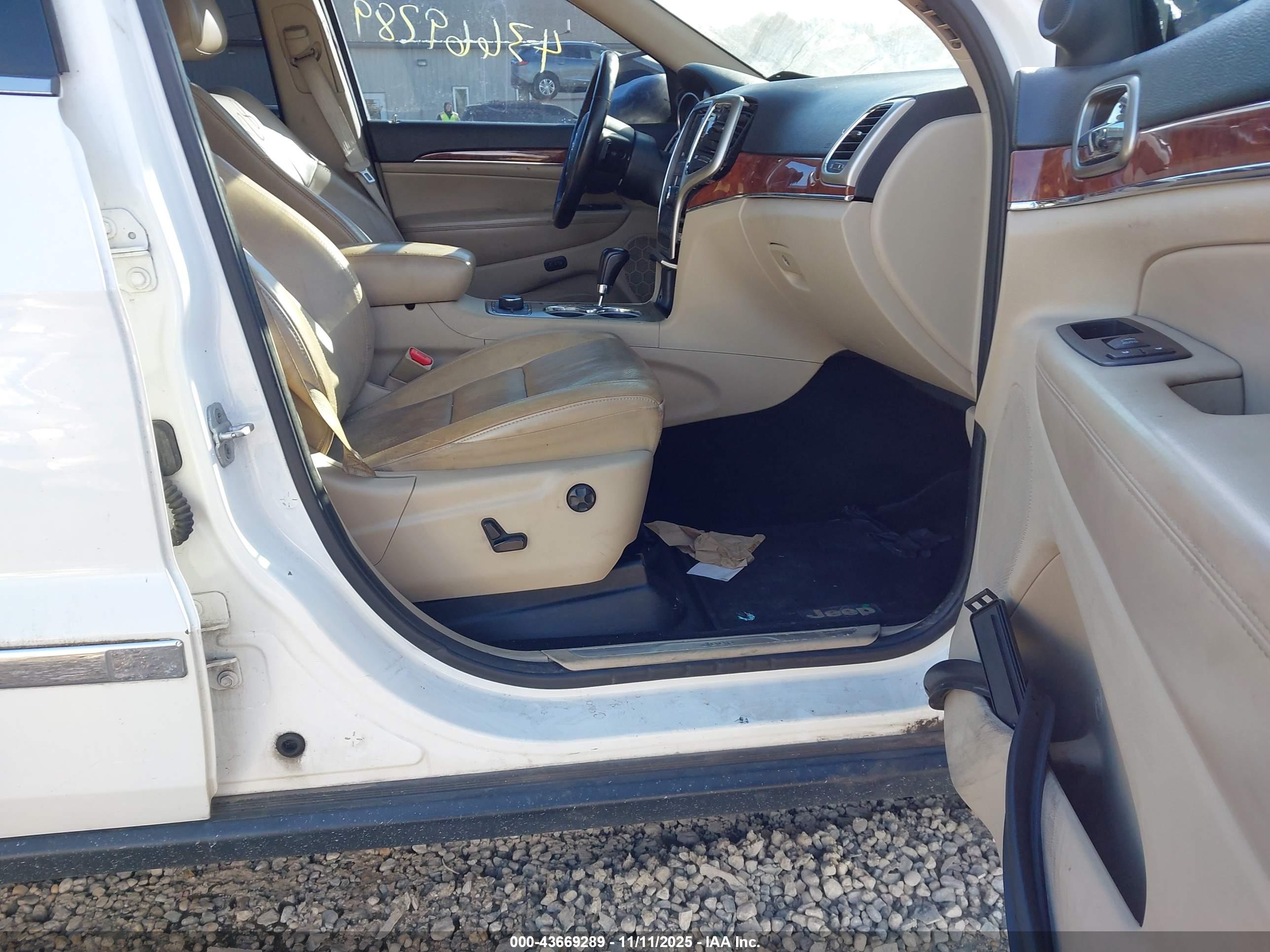 JEEP GRAND image 5