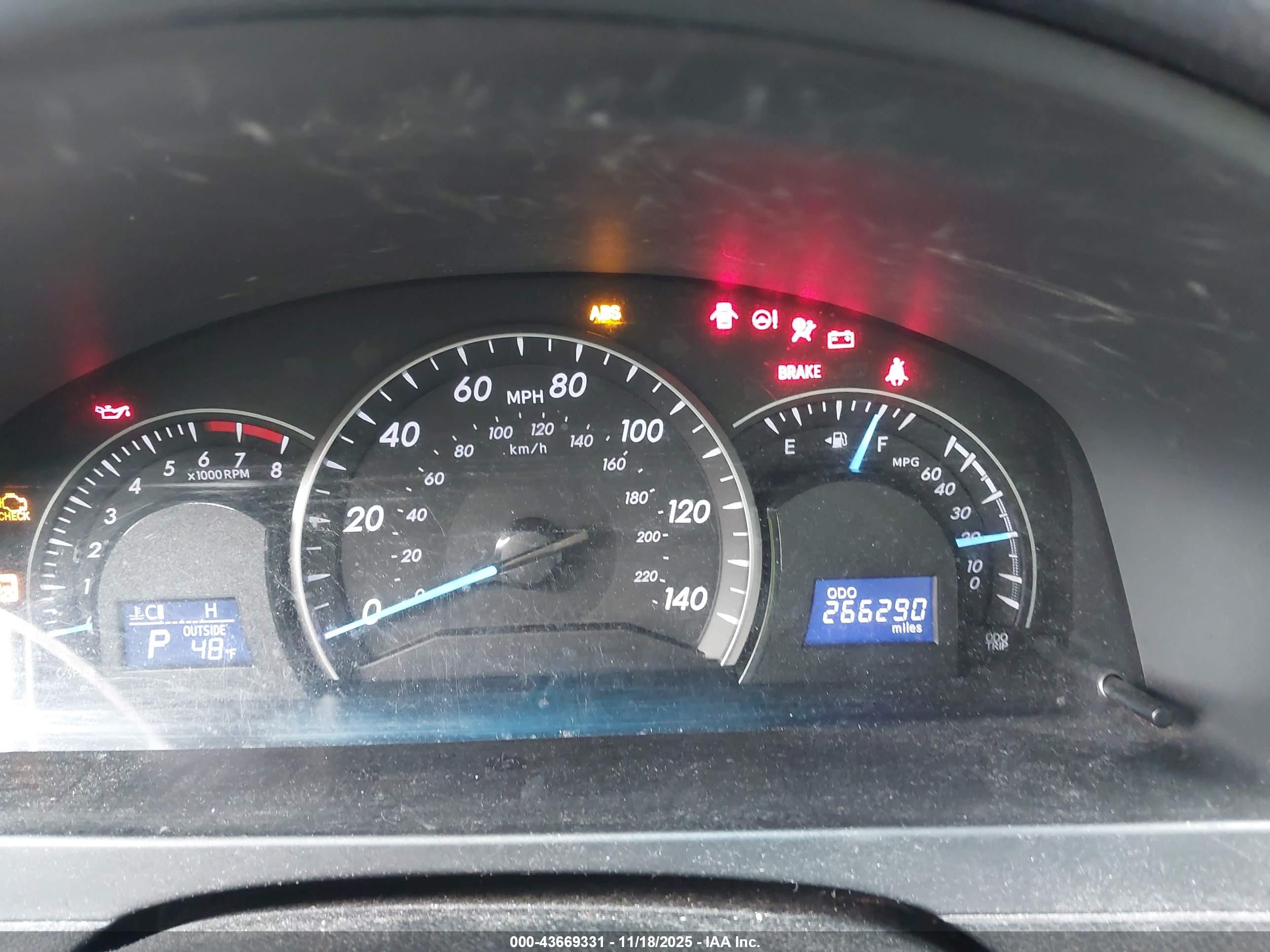 TOYOTA CAMRY image 7
