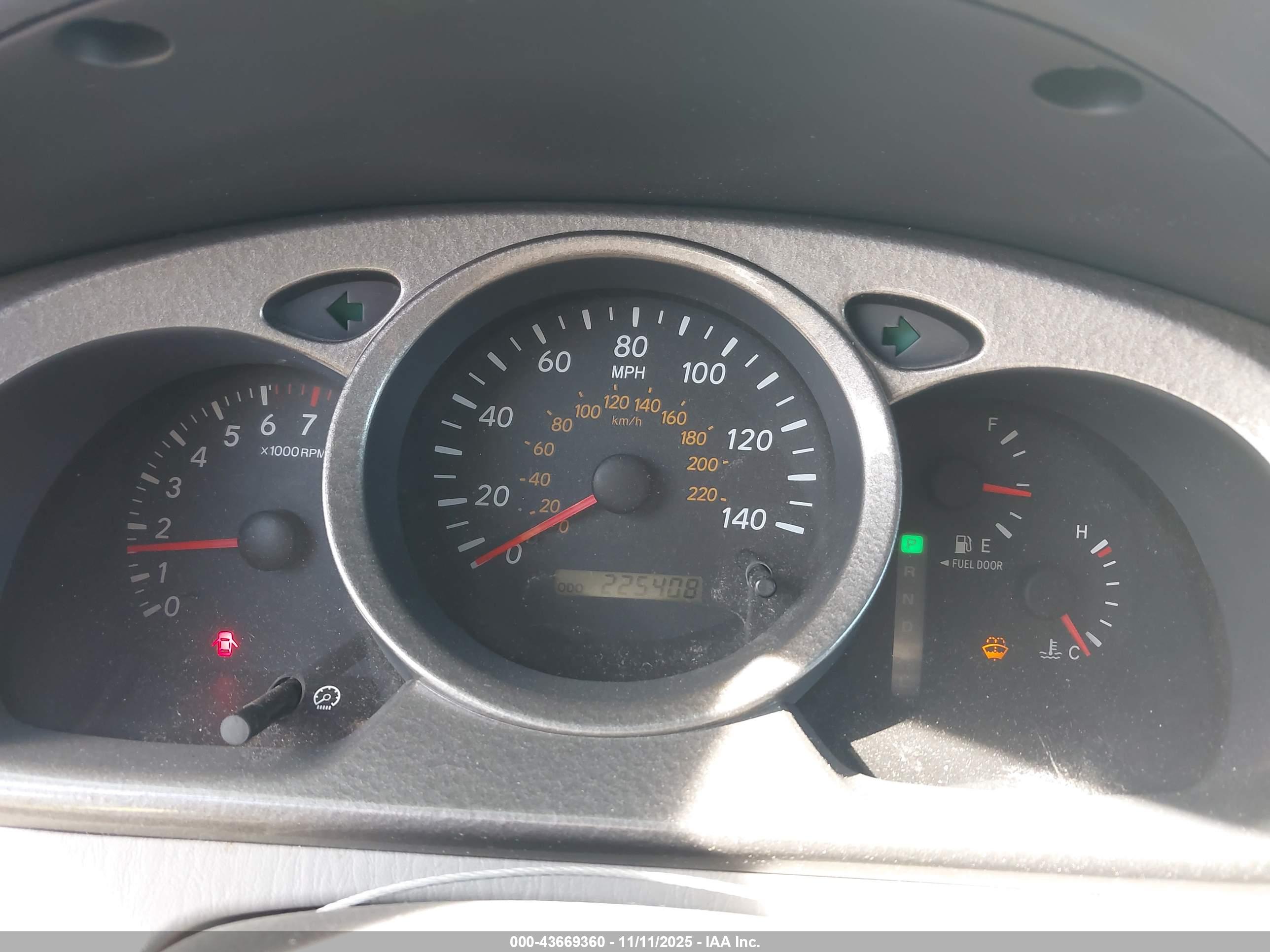 TOYOTA HIGHLANDER image 7