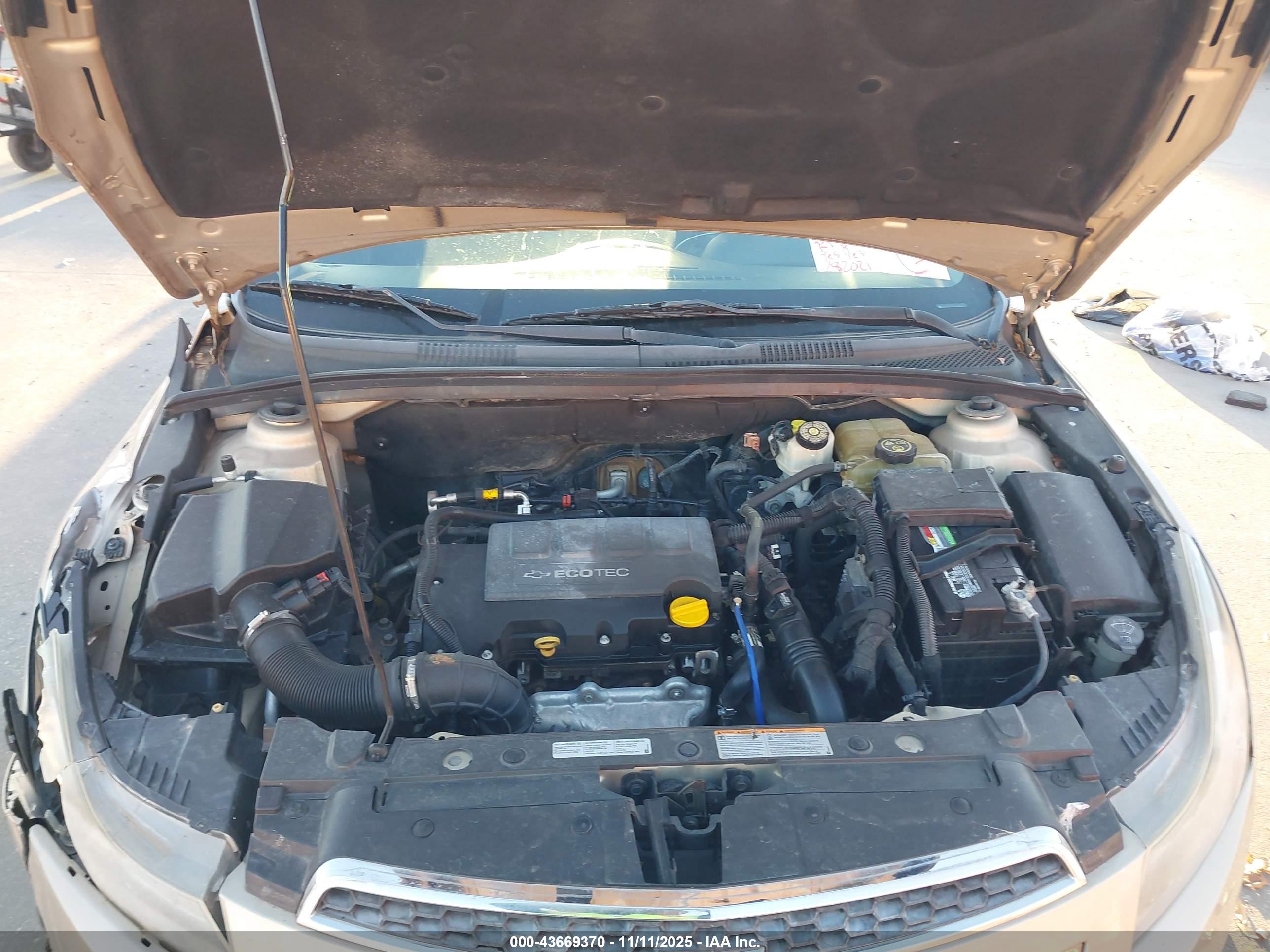 CHEVROLET CRUZE image 10