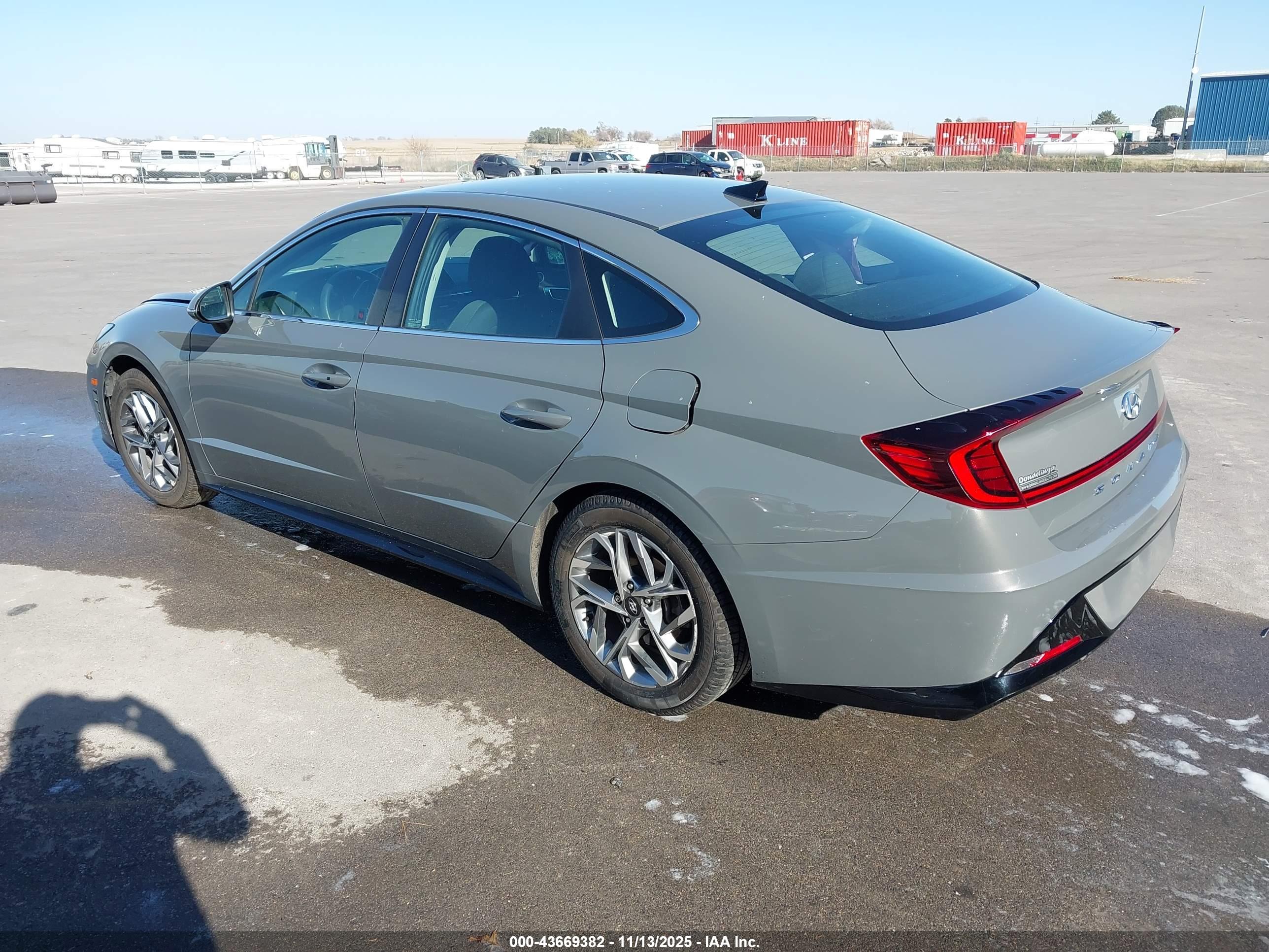 HYUNDAI SONATA image 3
