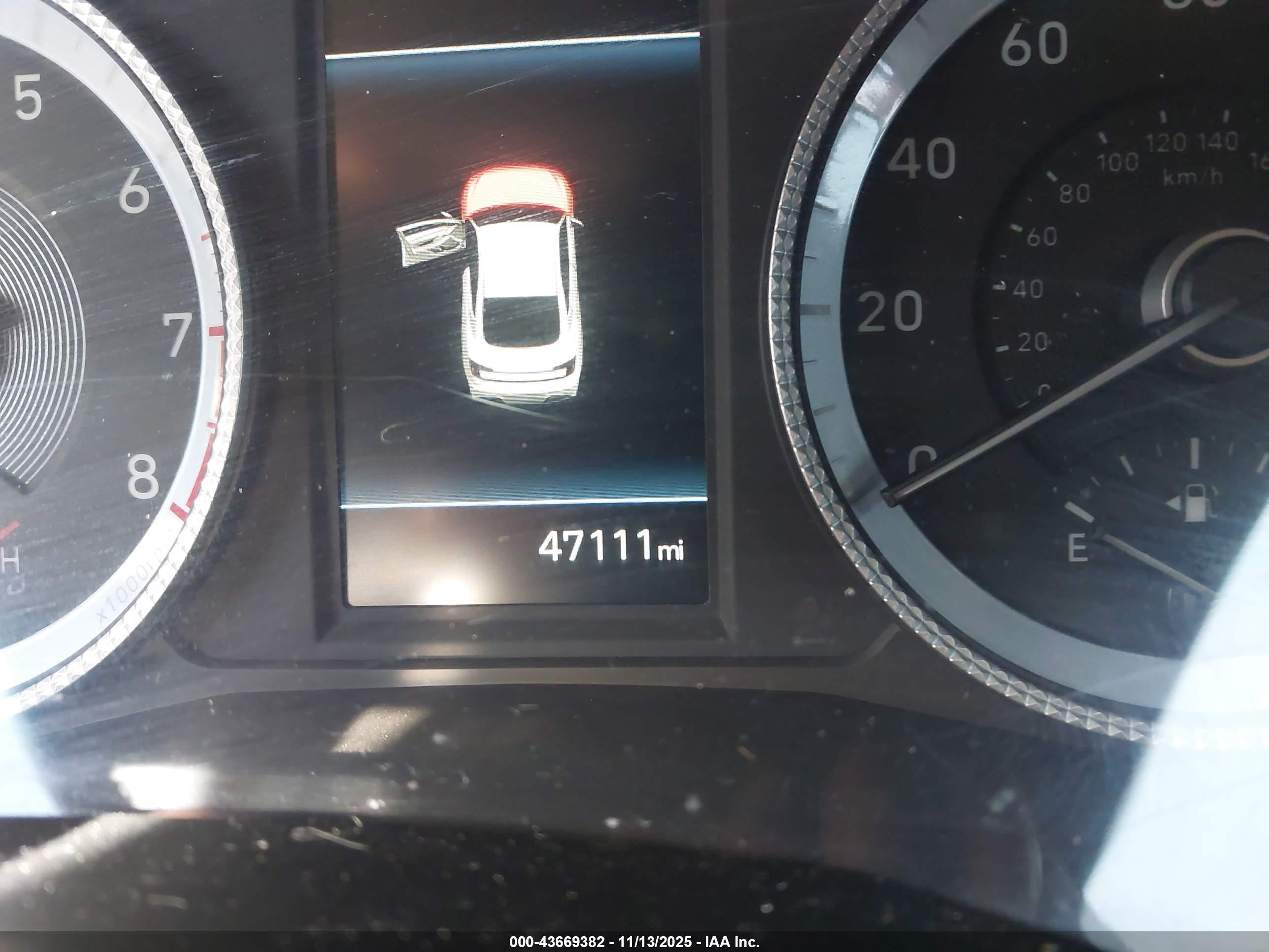 HYUNDAI SONATA image 7