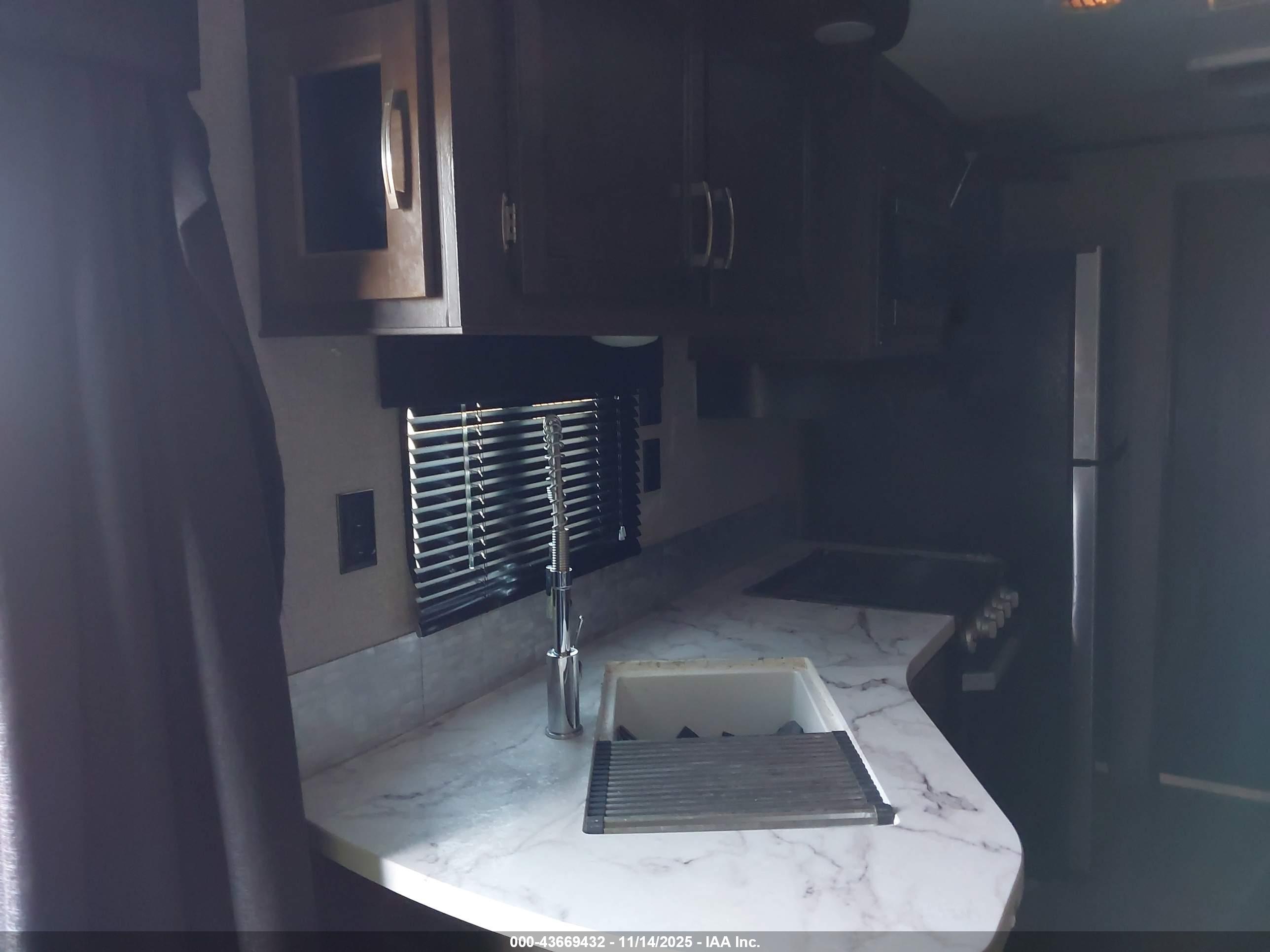 JAYCO JAYFL184BH image 10