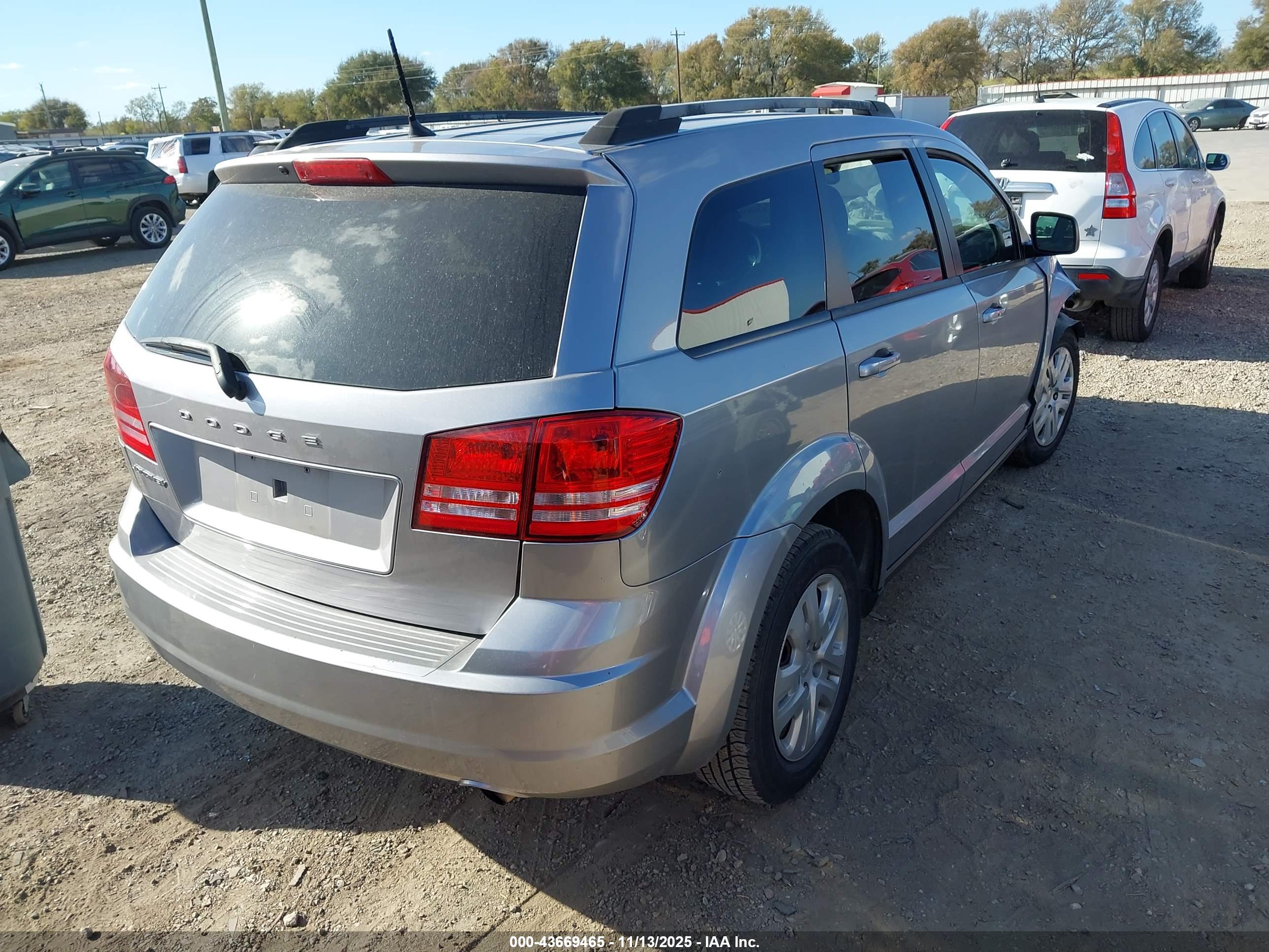 DODGE JOURNEY image 4