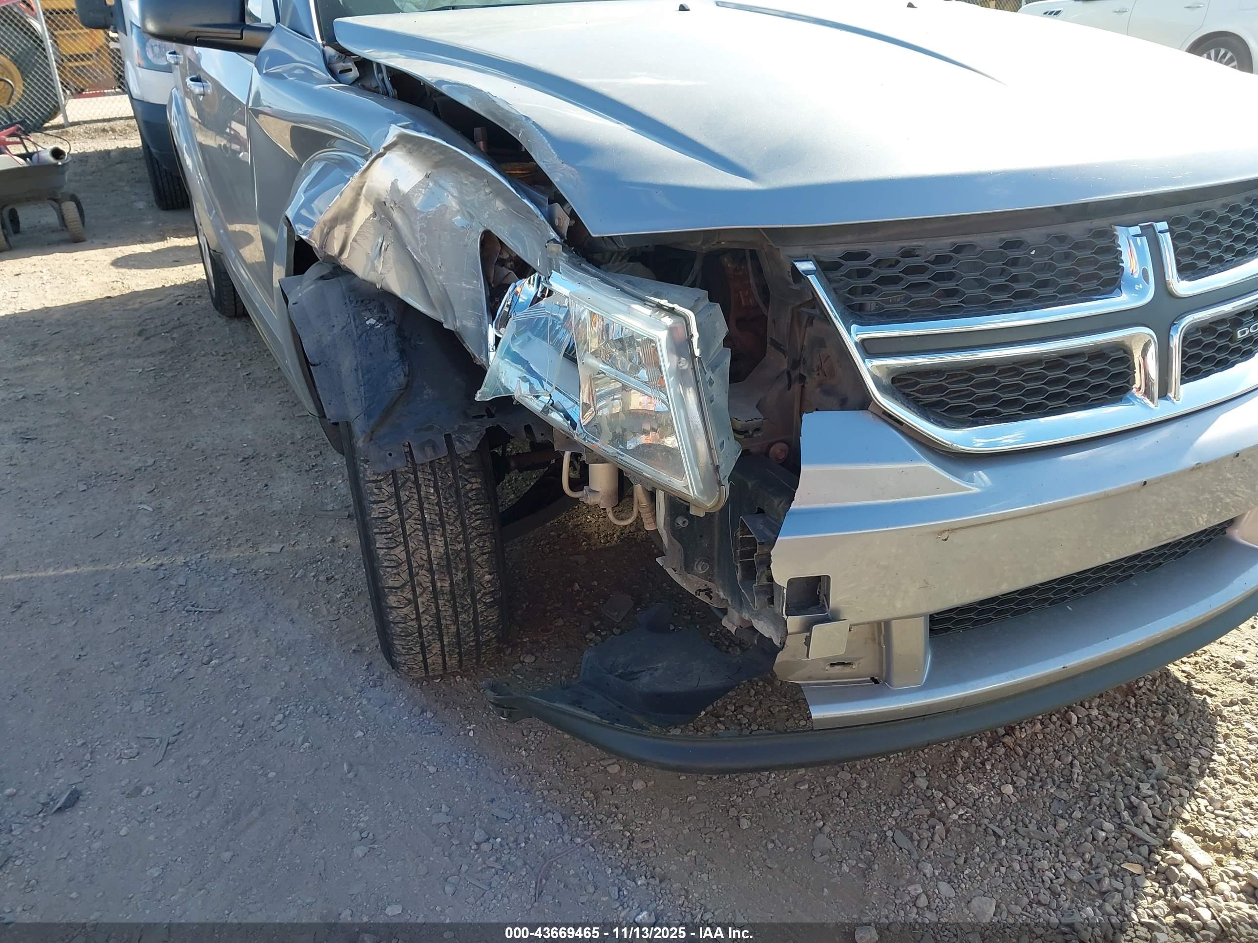 DODGE JOURNEY image 6