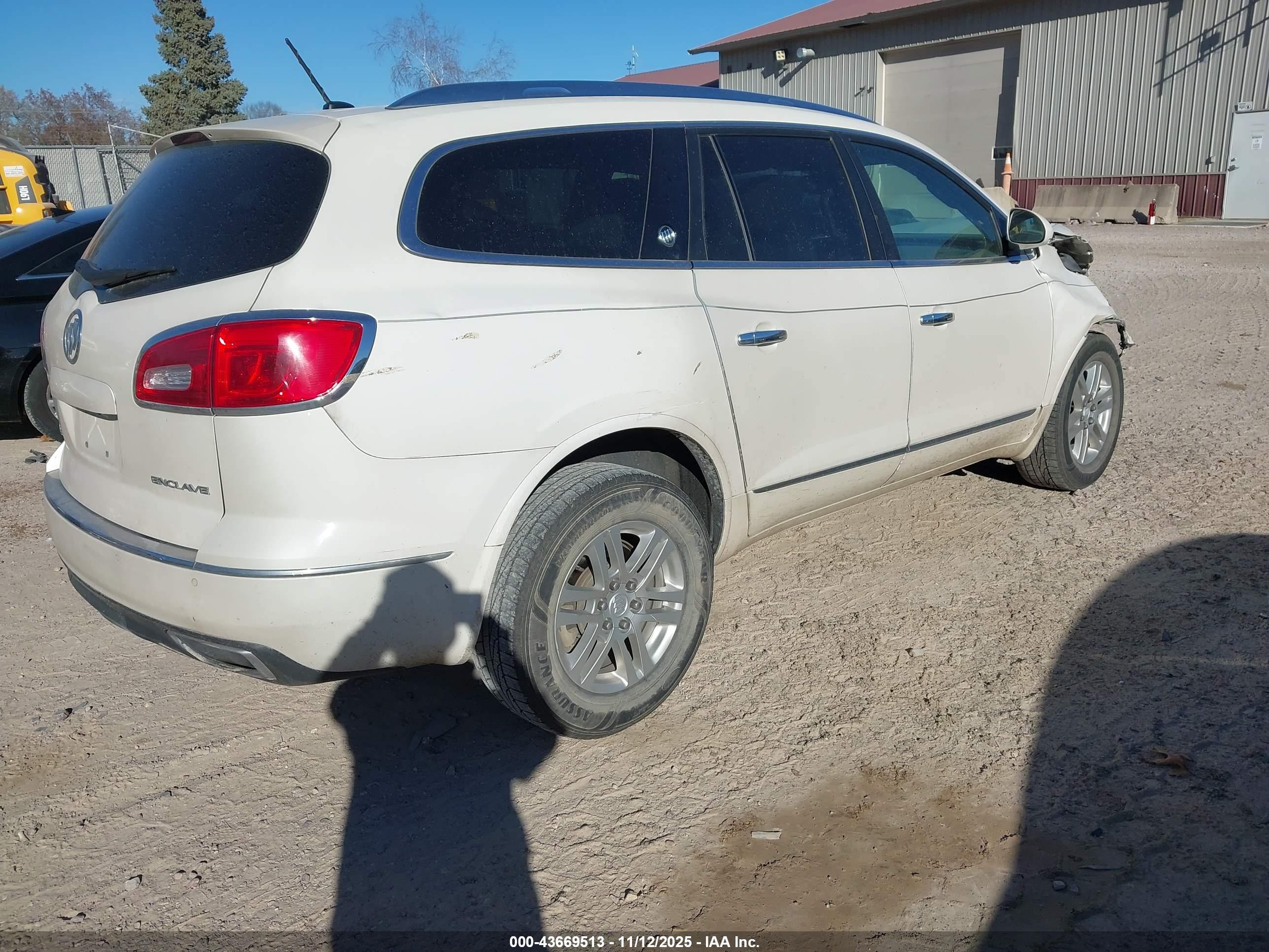 BUICK ENCLAVE image 4