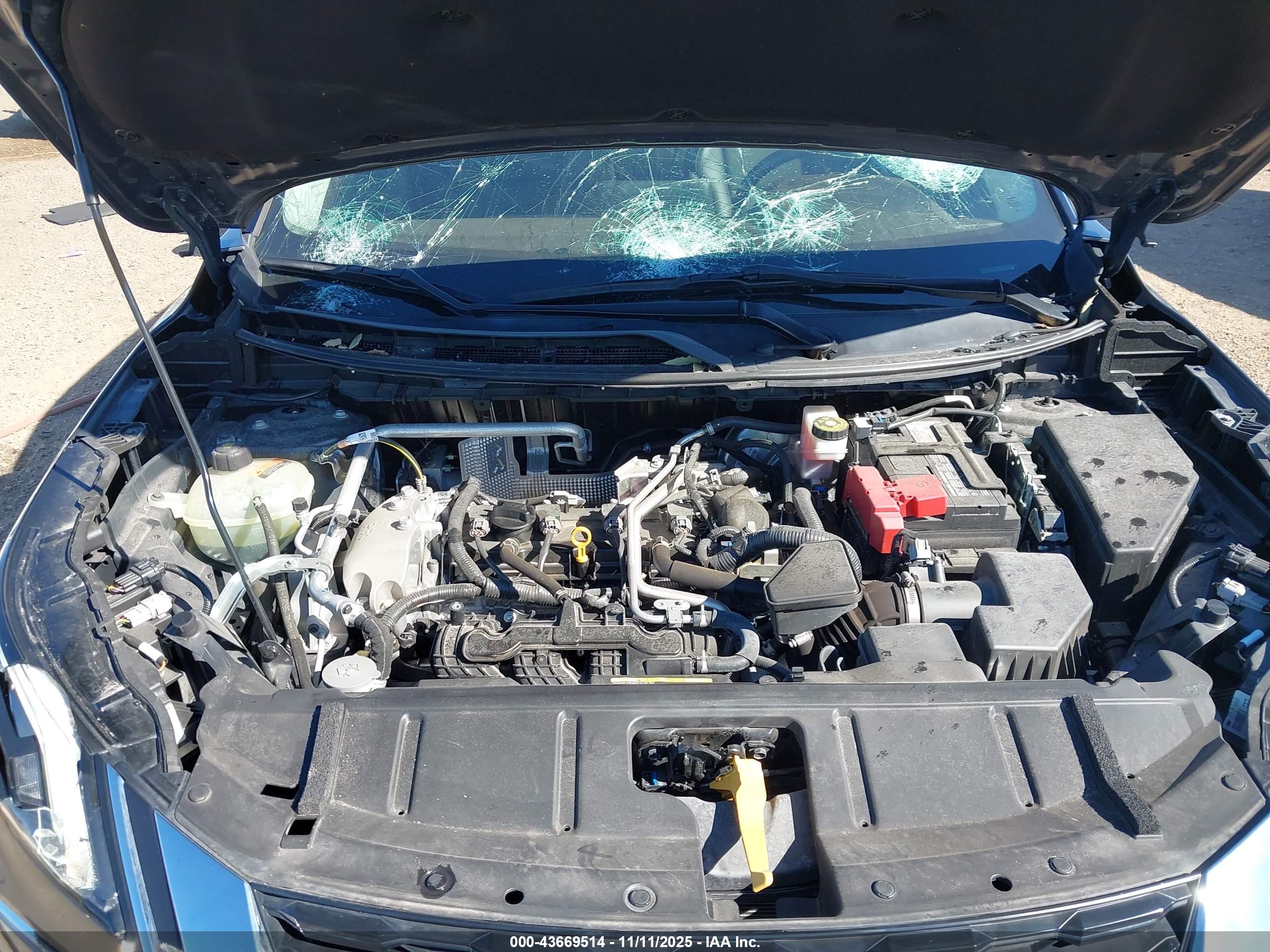 NISSAN ROGUE image 10