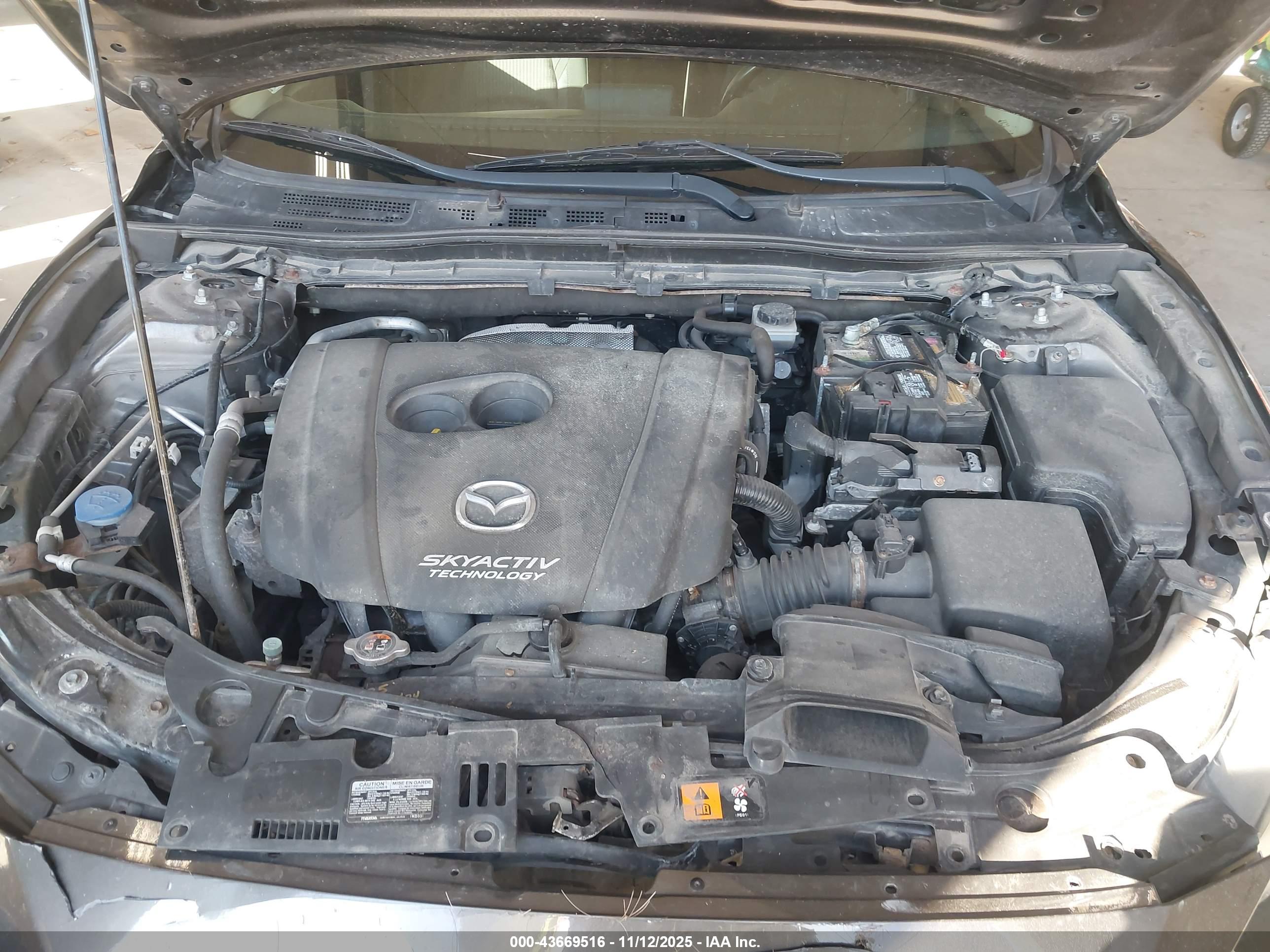 MAZDA MAZDA3 image 10