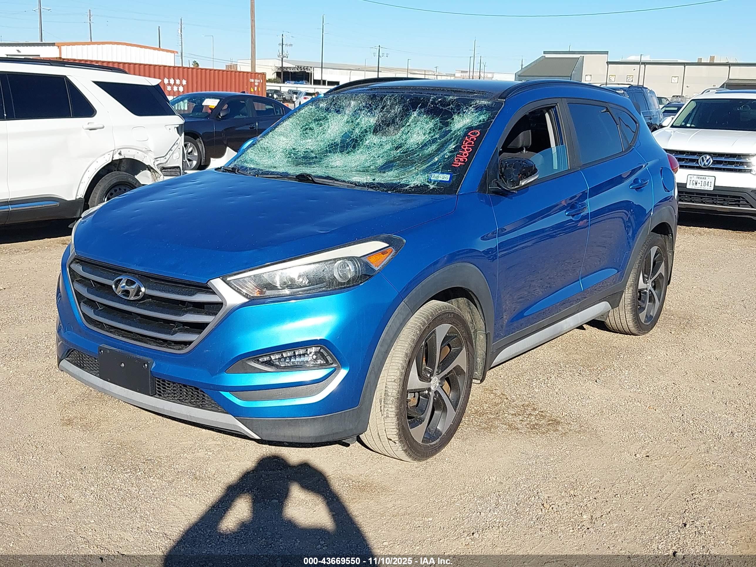 HYUNDAI TUCSON image 2