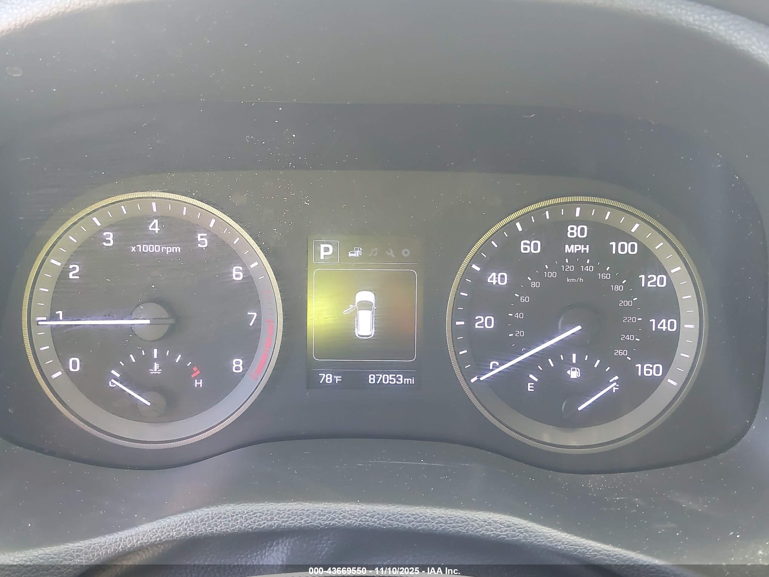 HYUNDAI TUCSON image 7