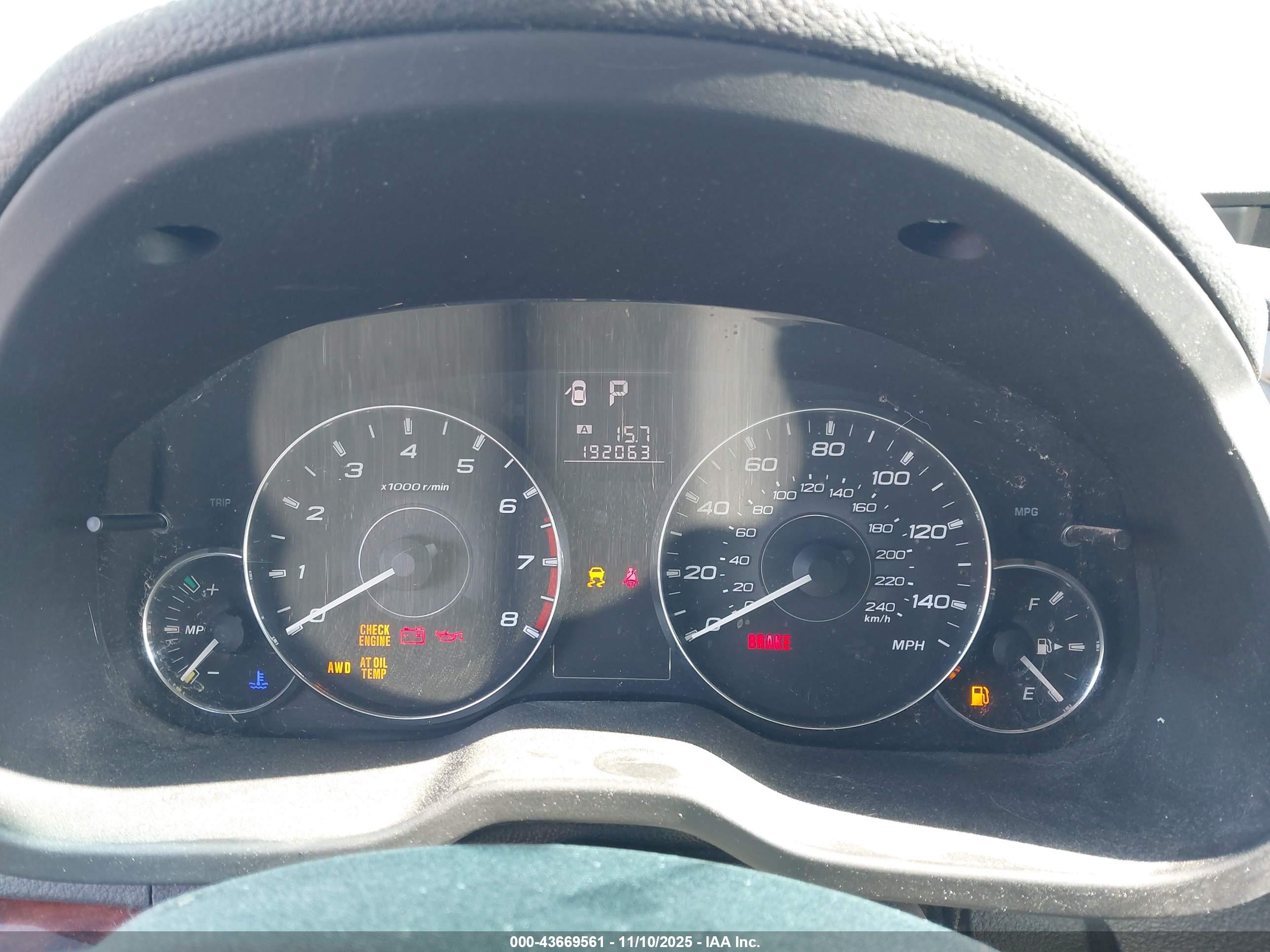 SUBARU OUTBACK image 7