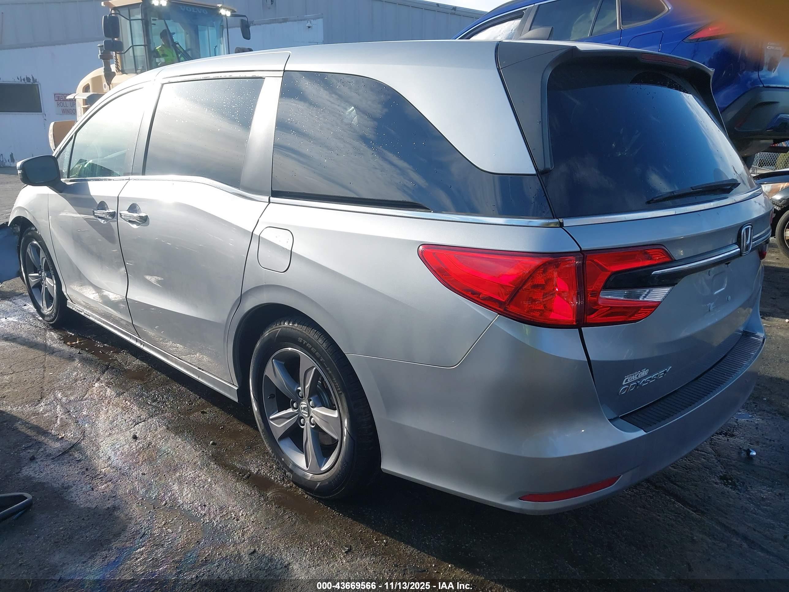HONDA ODYSSEY image 3