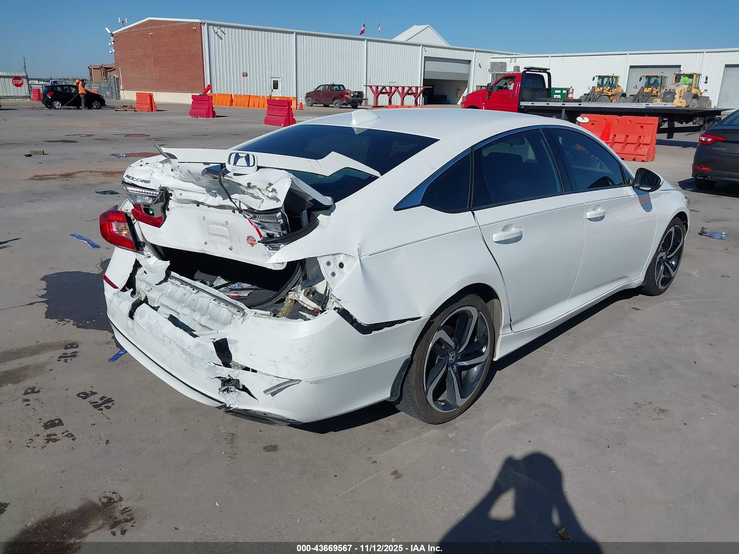 HONDA ACCORD image 4