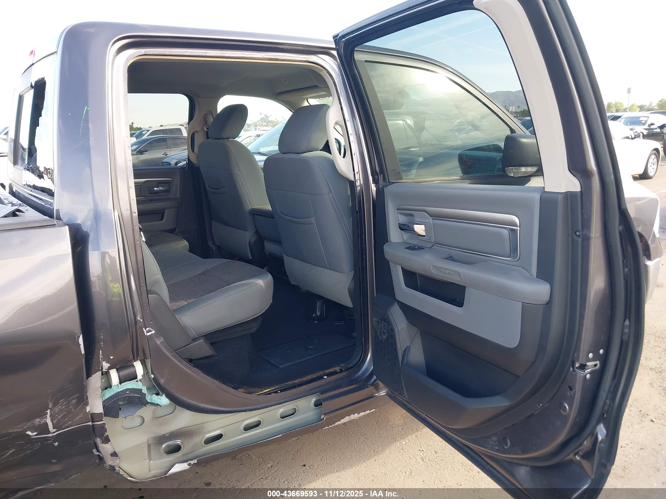 RAM 1500 image 8
