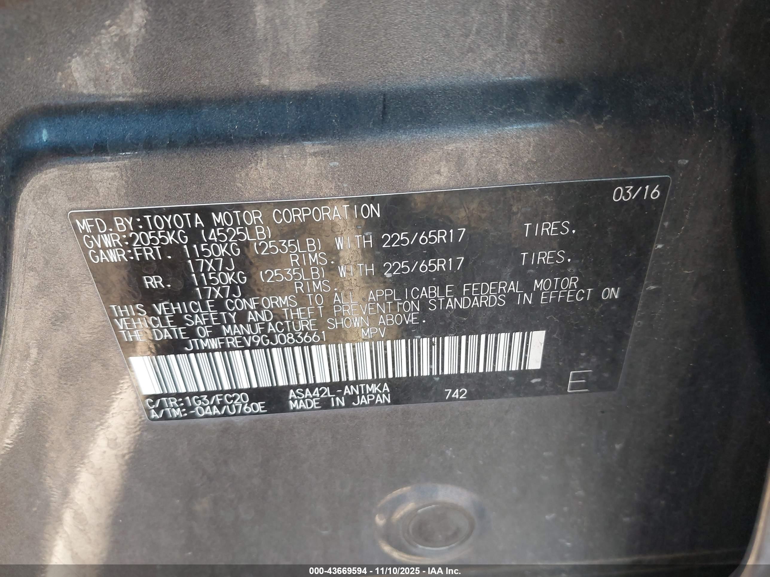 TOYOTA RAV4 image 9