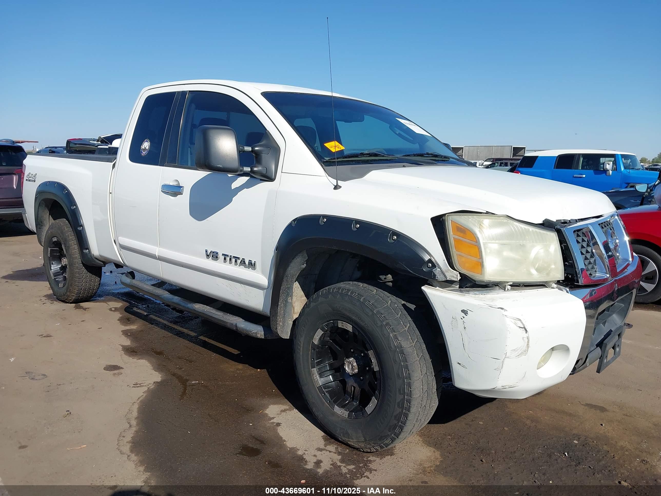 NISSAN TITAN image 6