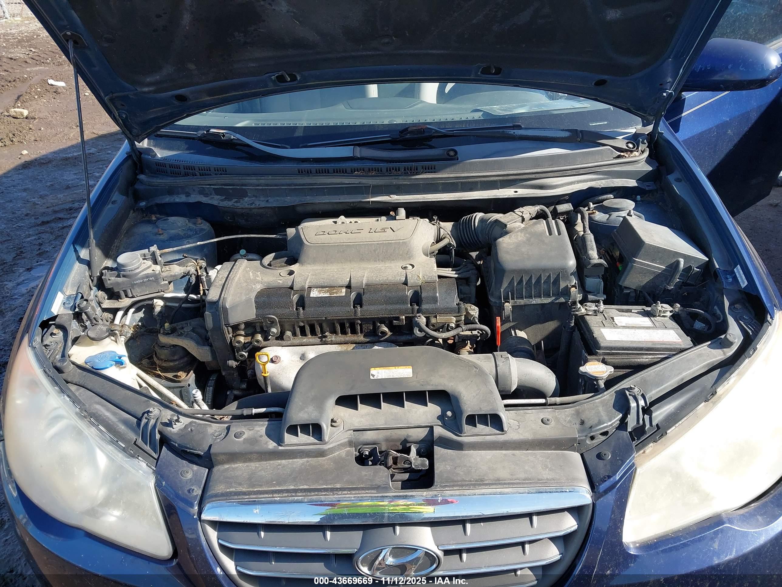 HYUNDAI ELANTRA image 10
