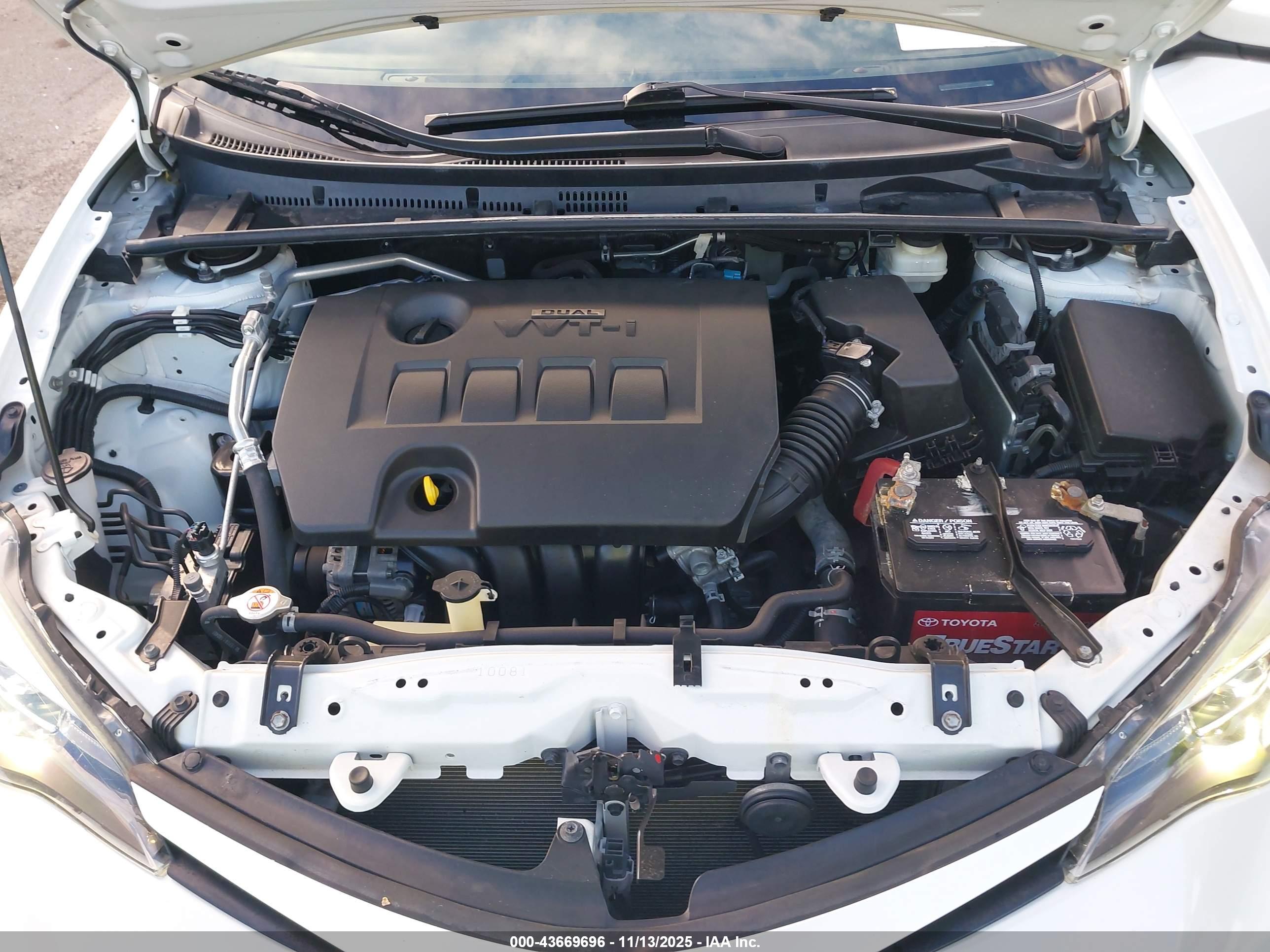 TOYOTA COROLLA image 10