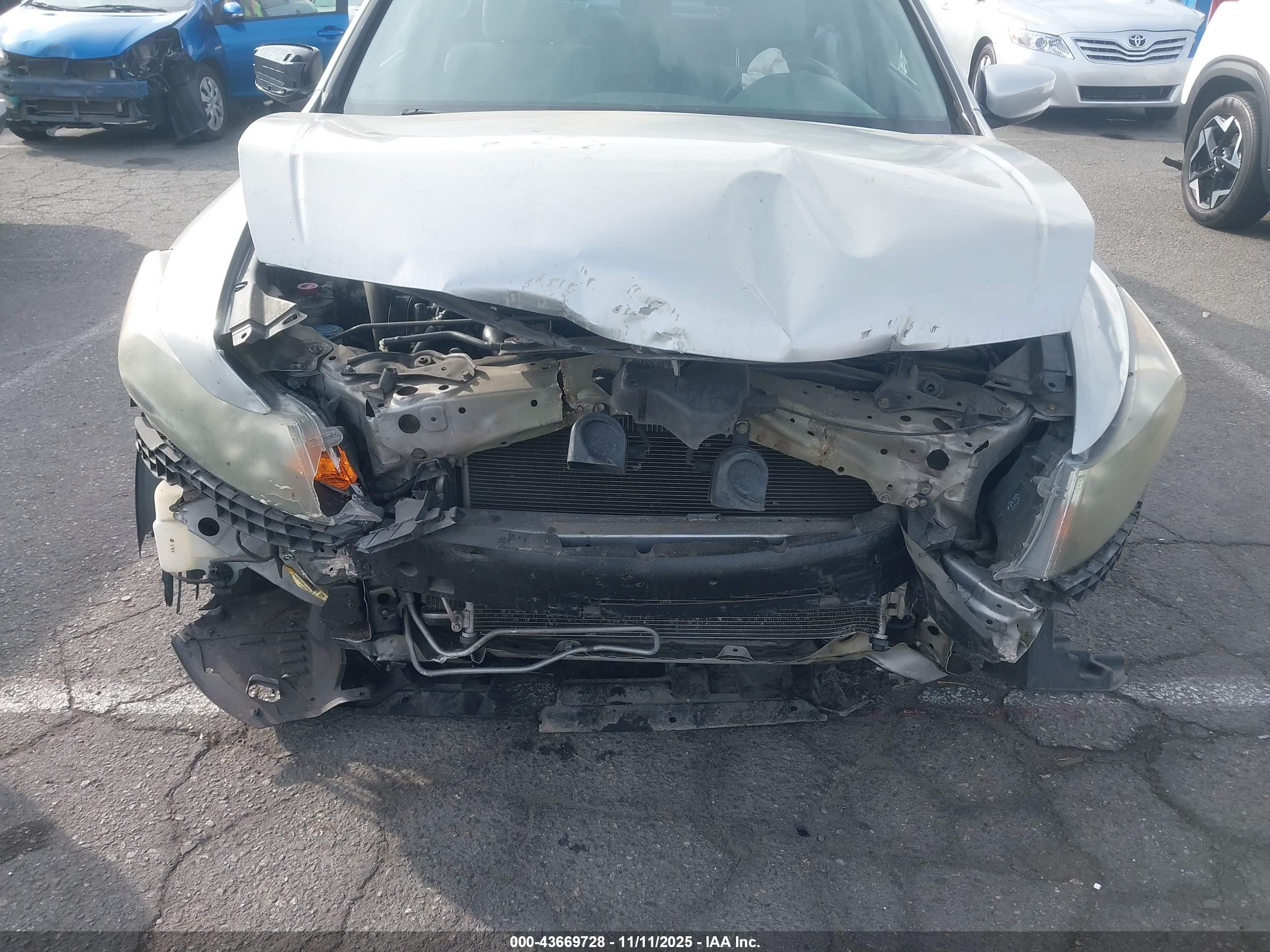 HONDA ACCORD image 6