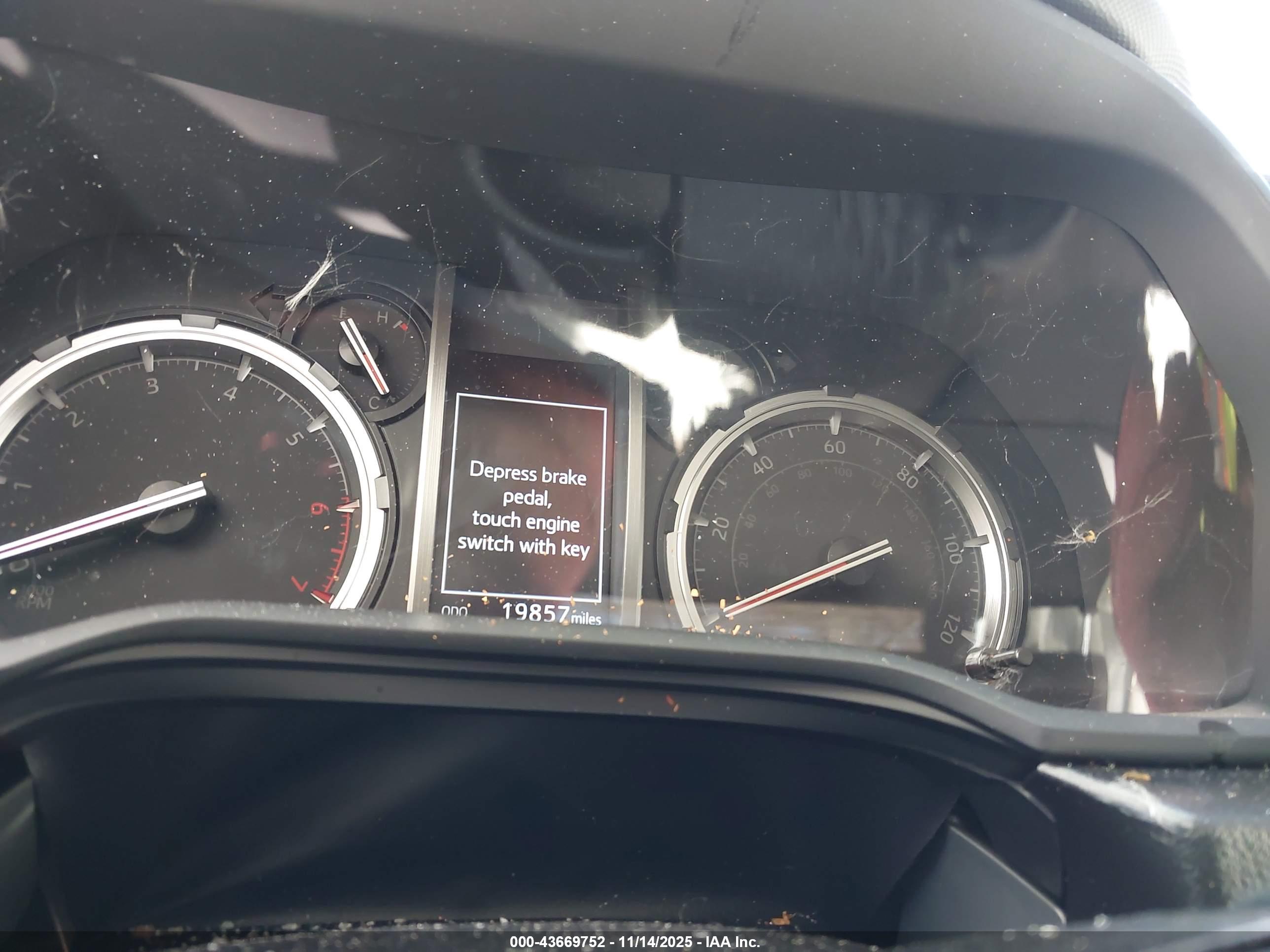 TOYOTA 4RUNNER image 7