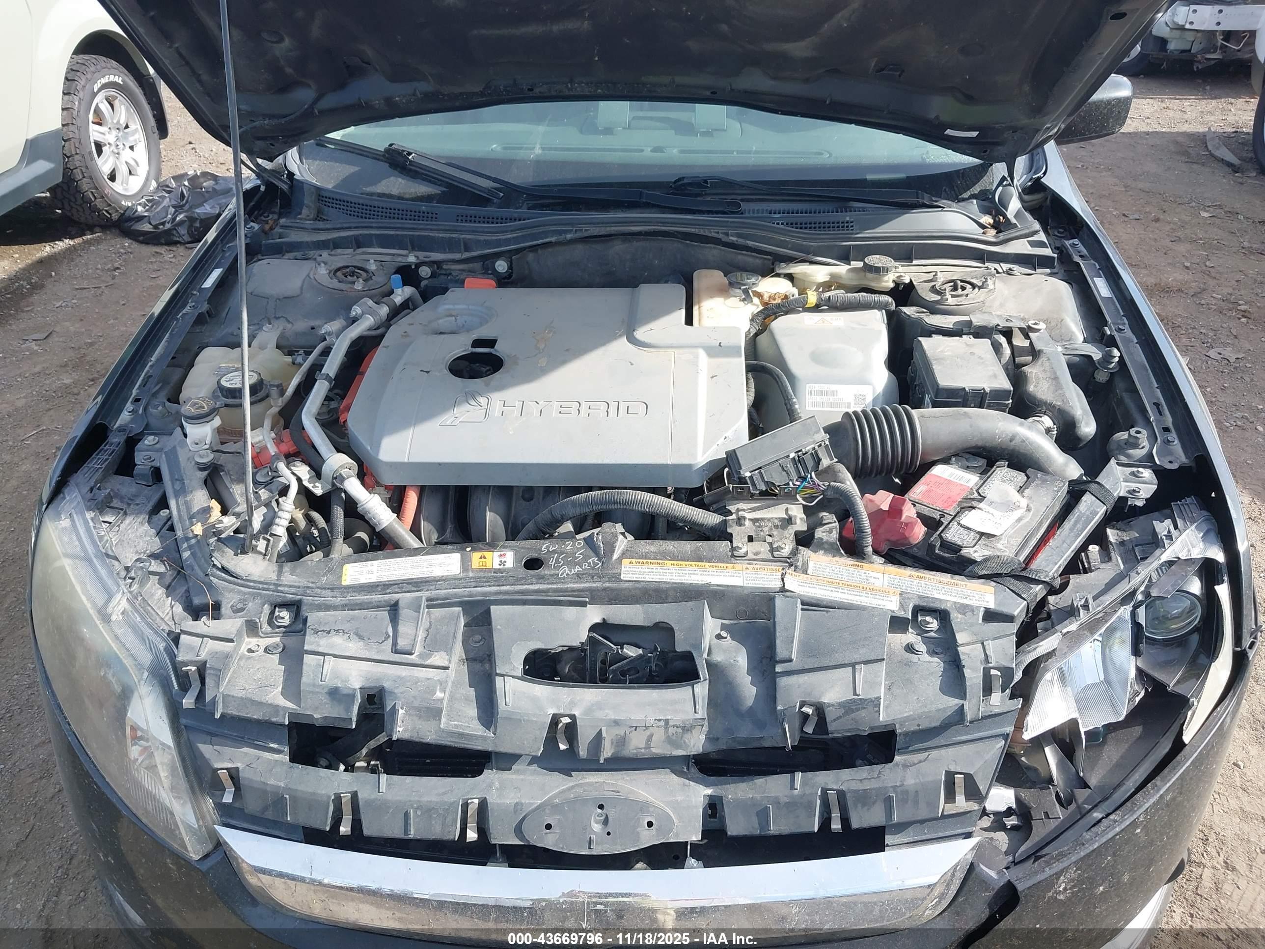 FORD FUSION image 10
