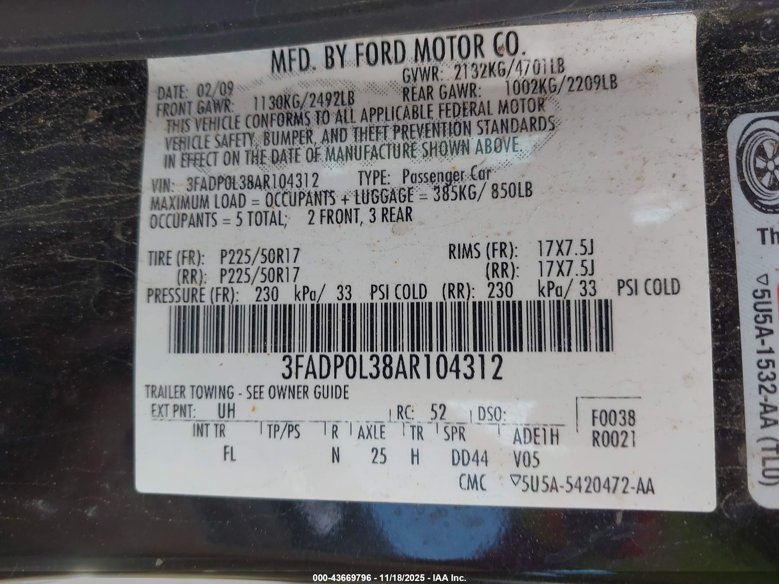 FORD FUSION image 9