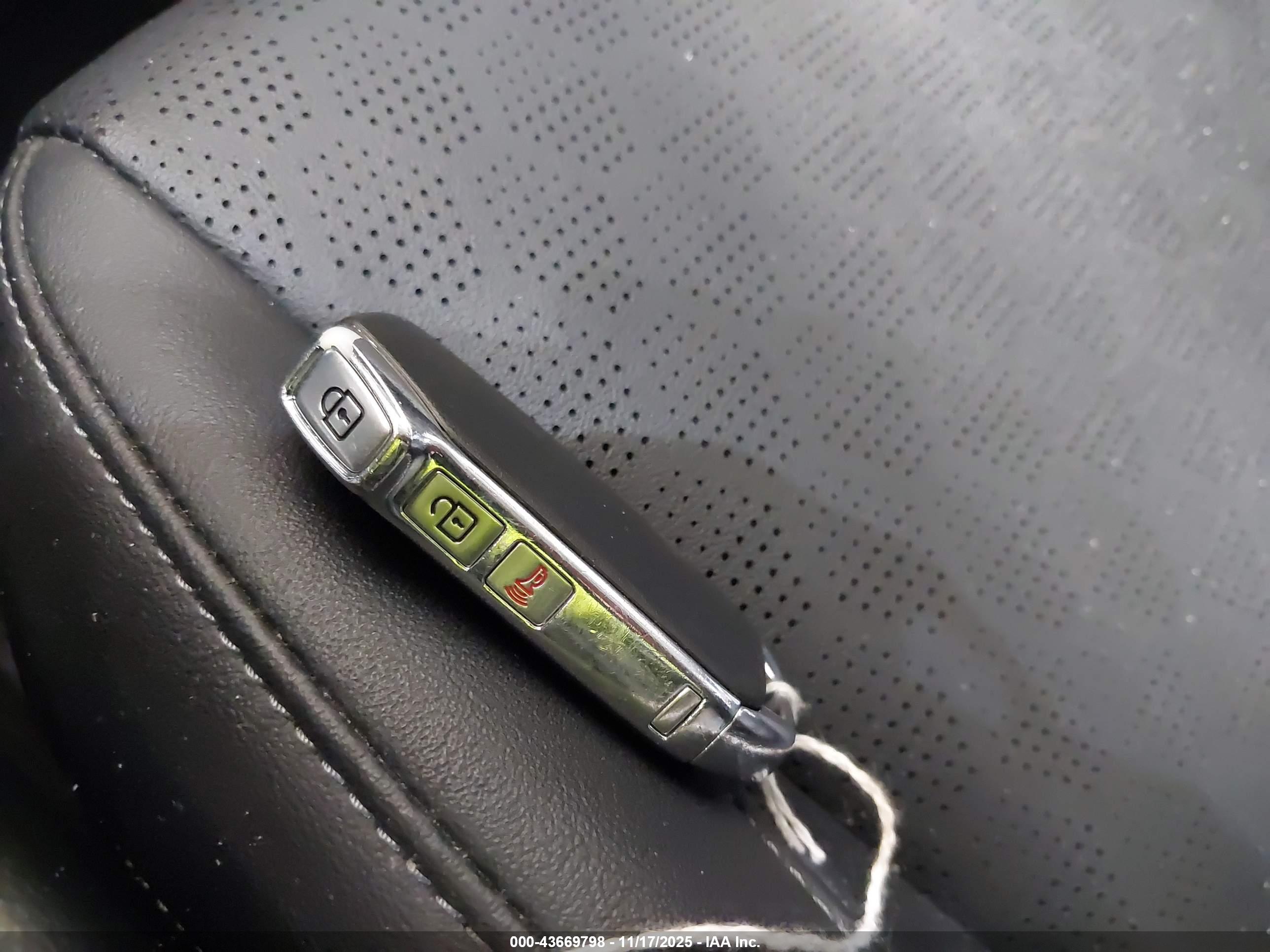 KIA SELTOS image 11