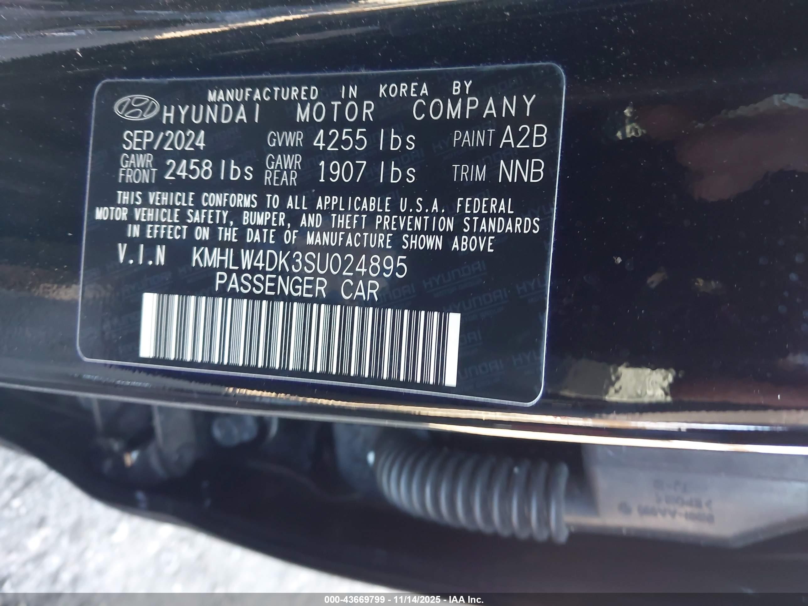 HYUNDAI ELANTRA image 9