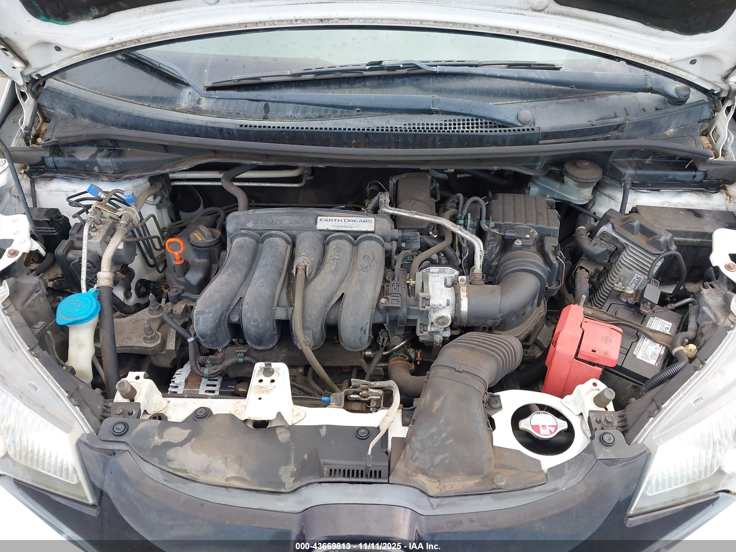 HONDA FIT image 10