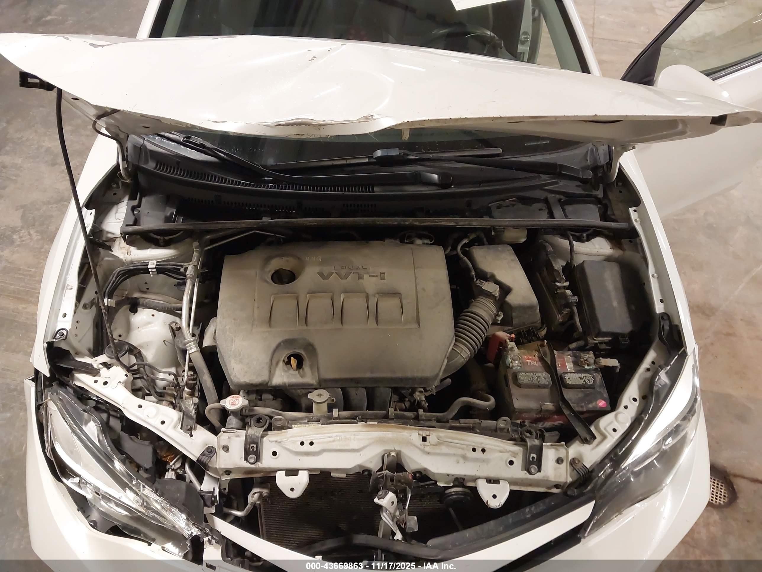 TOYOTA COROLLA image 10