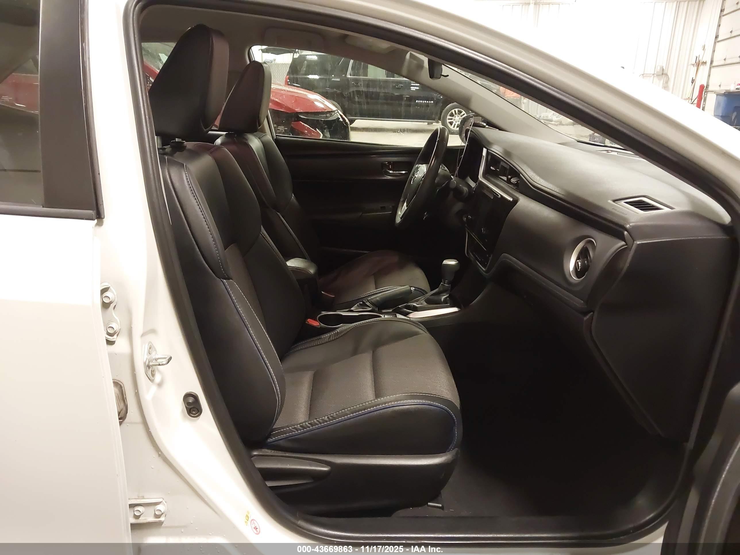 TOYOTA COROLLA image 5